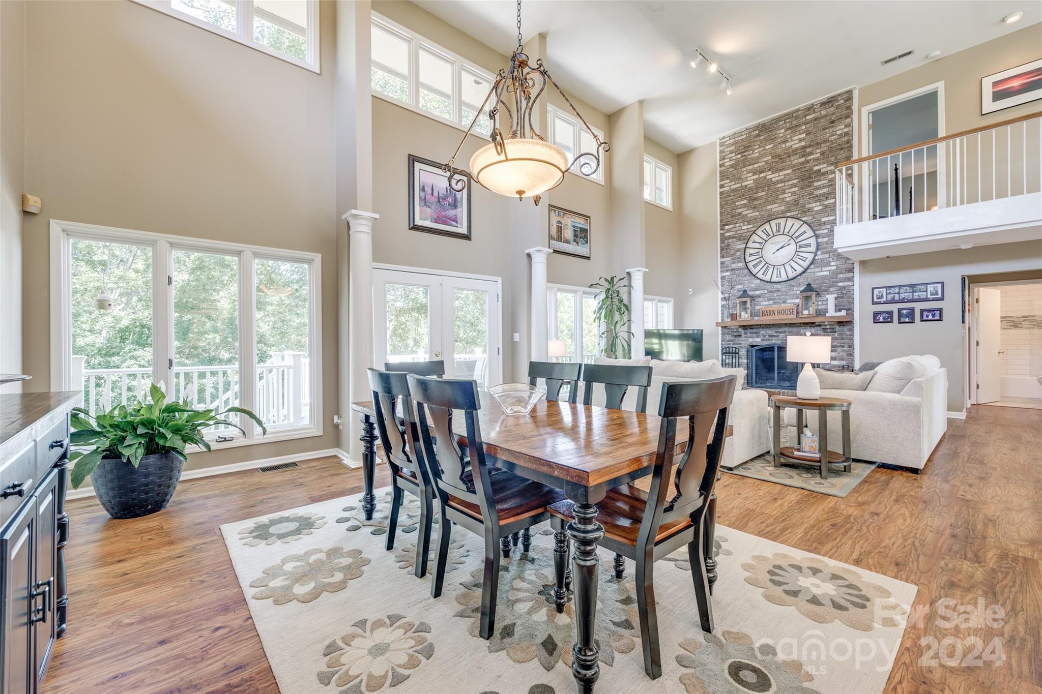 Meadowind - Residential