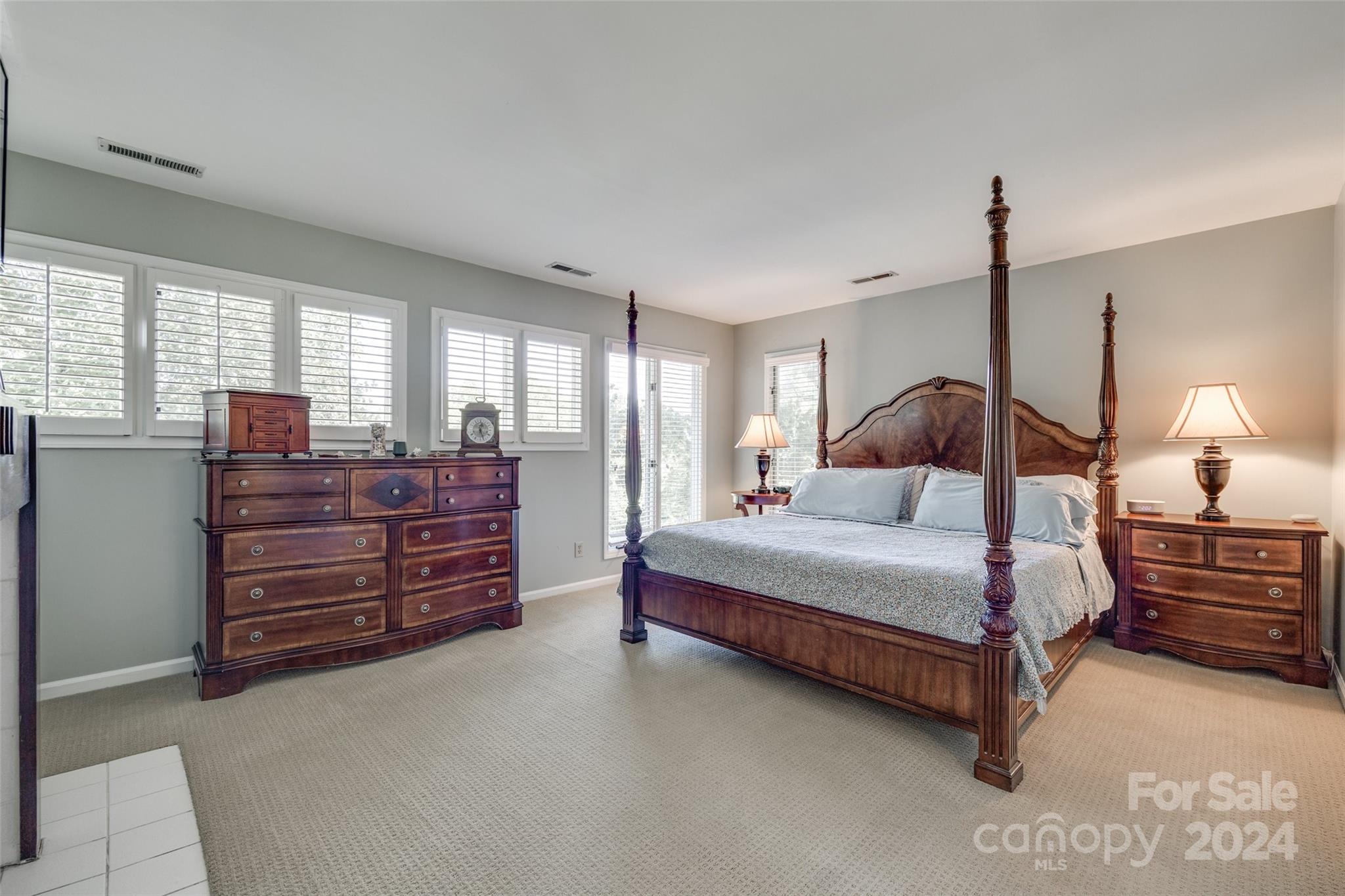 Meadowind - Residential