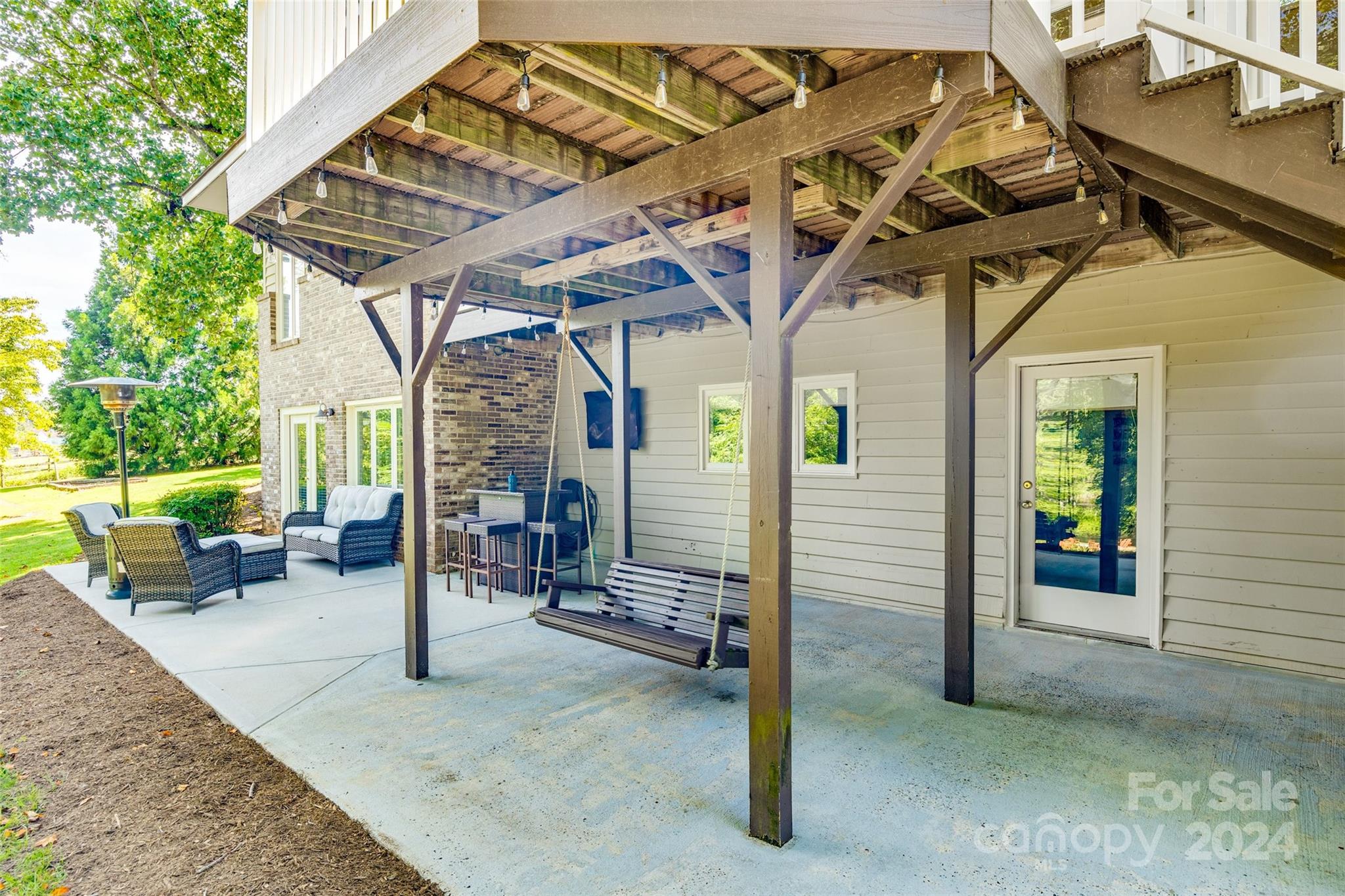 Meadowind - Residential