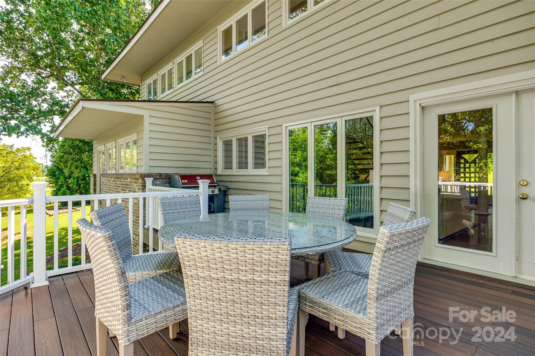 Meadowind - Residential