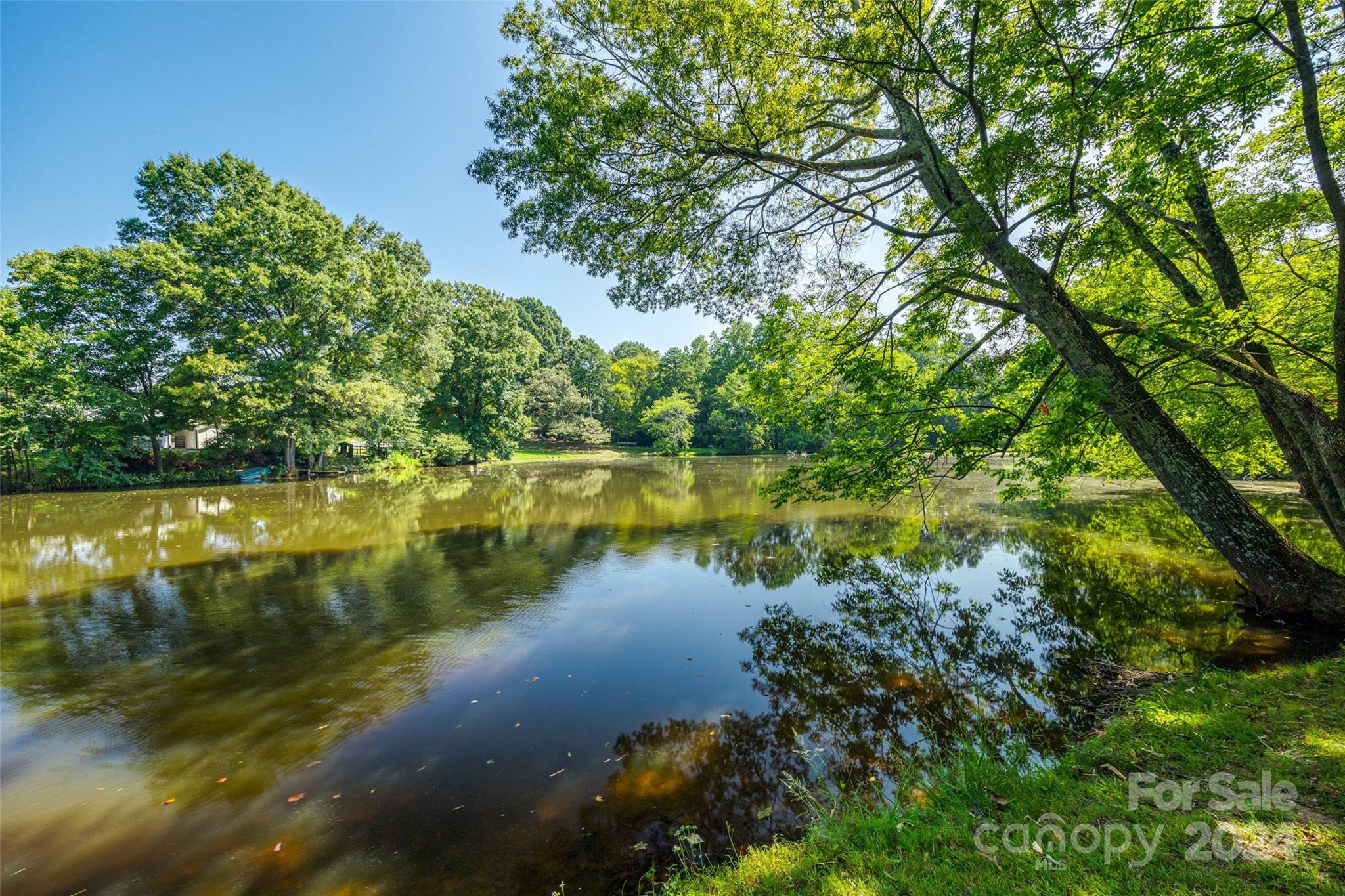 Meadowind - Residential