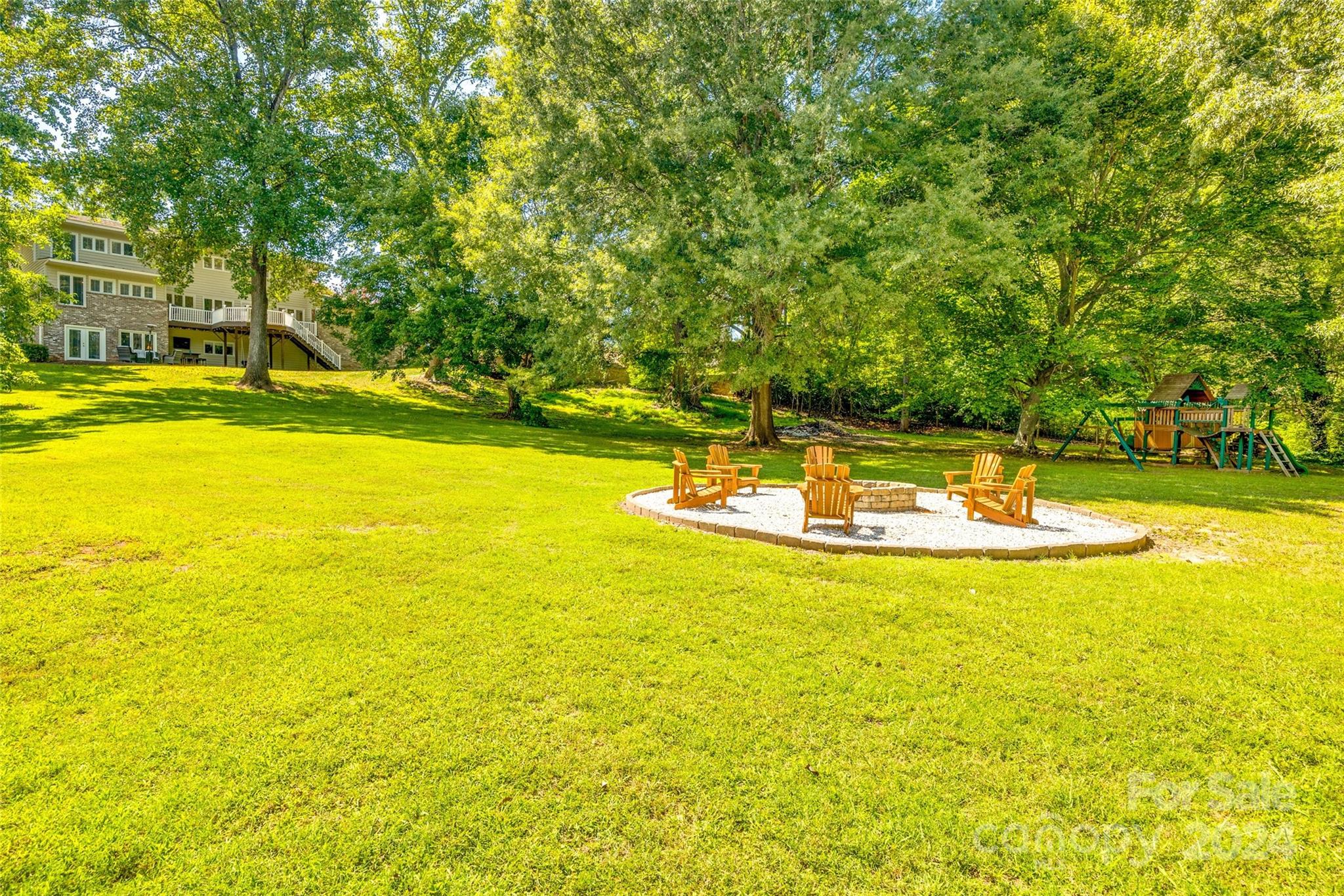 Meadowind - Residential