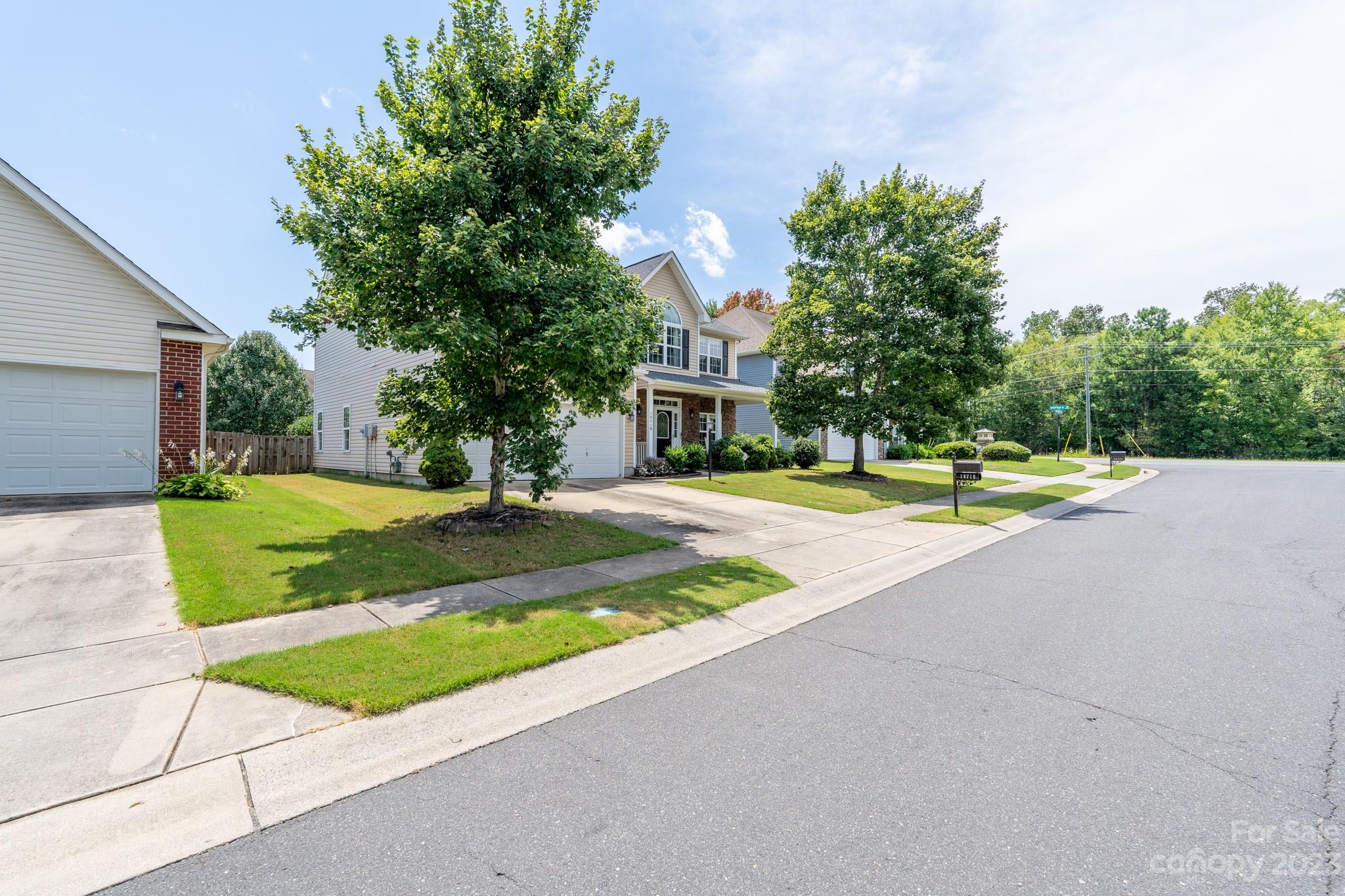 Waterlyn - Residential