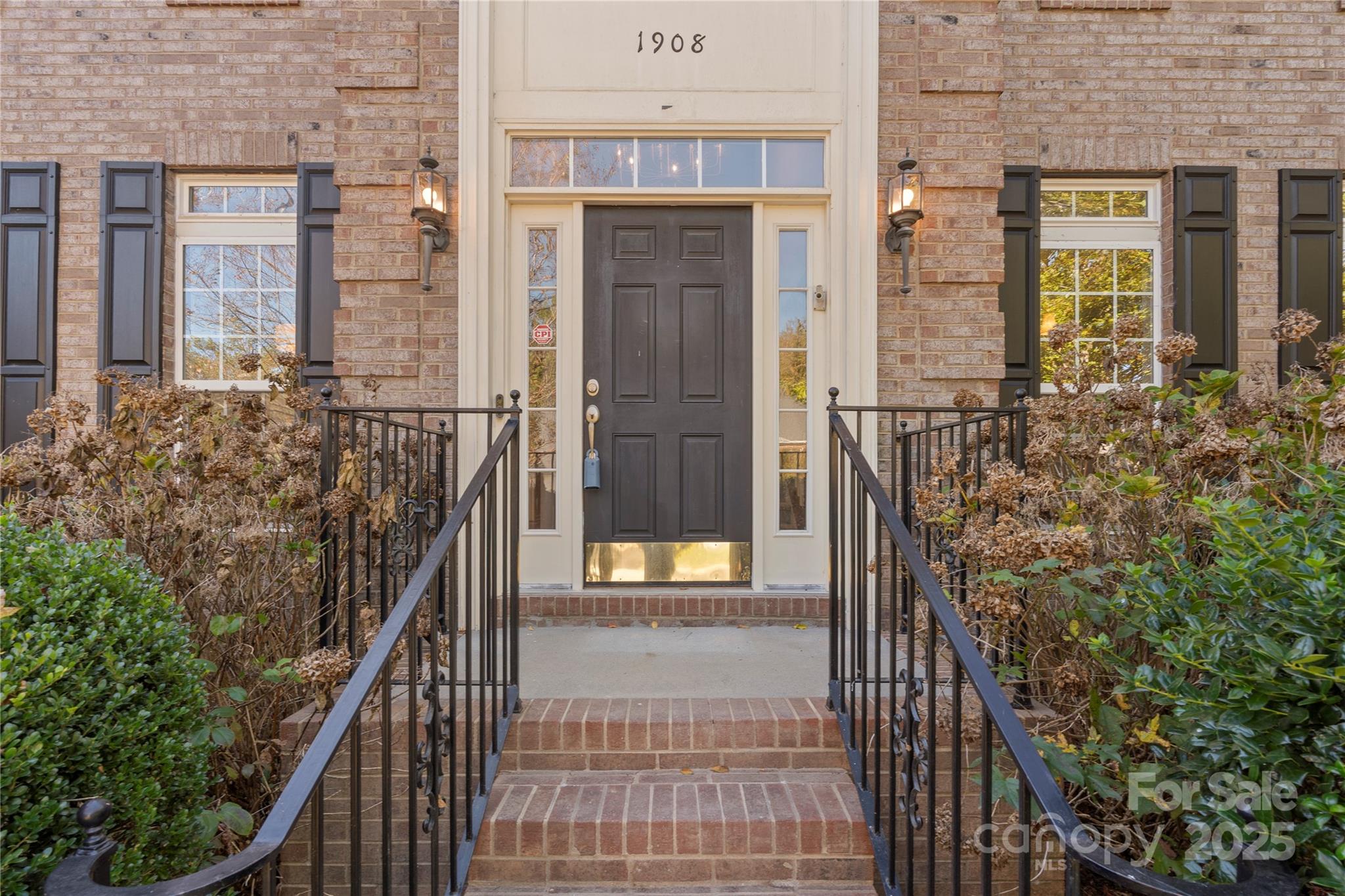 Sutton Place - Residential