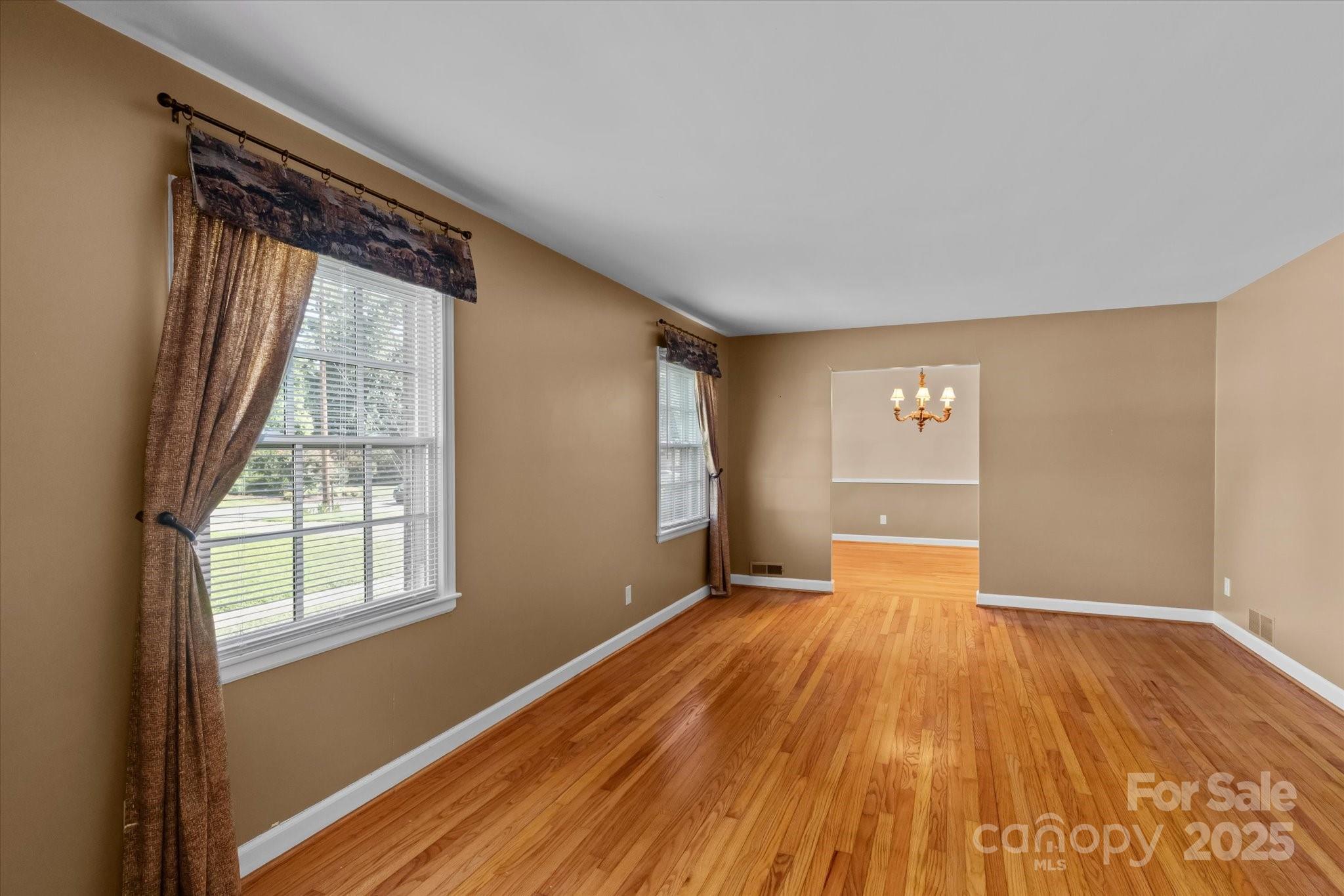 7628 Rolling Hill Road