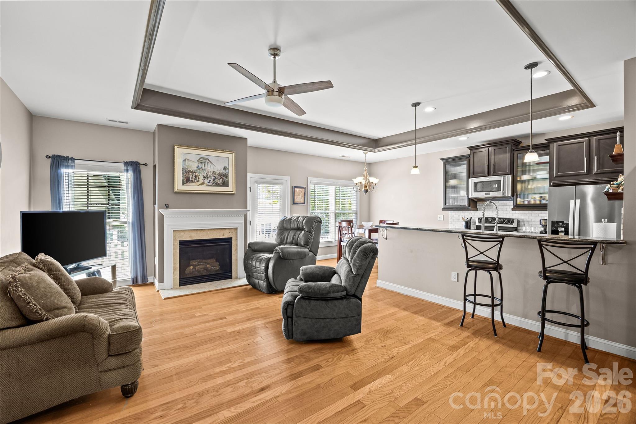 1263 Curry Way