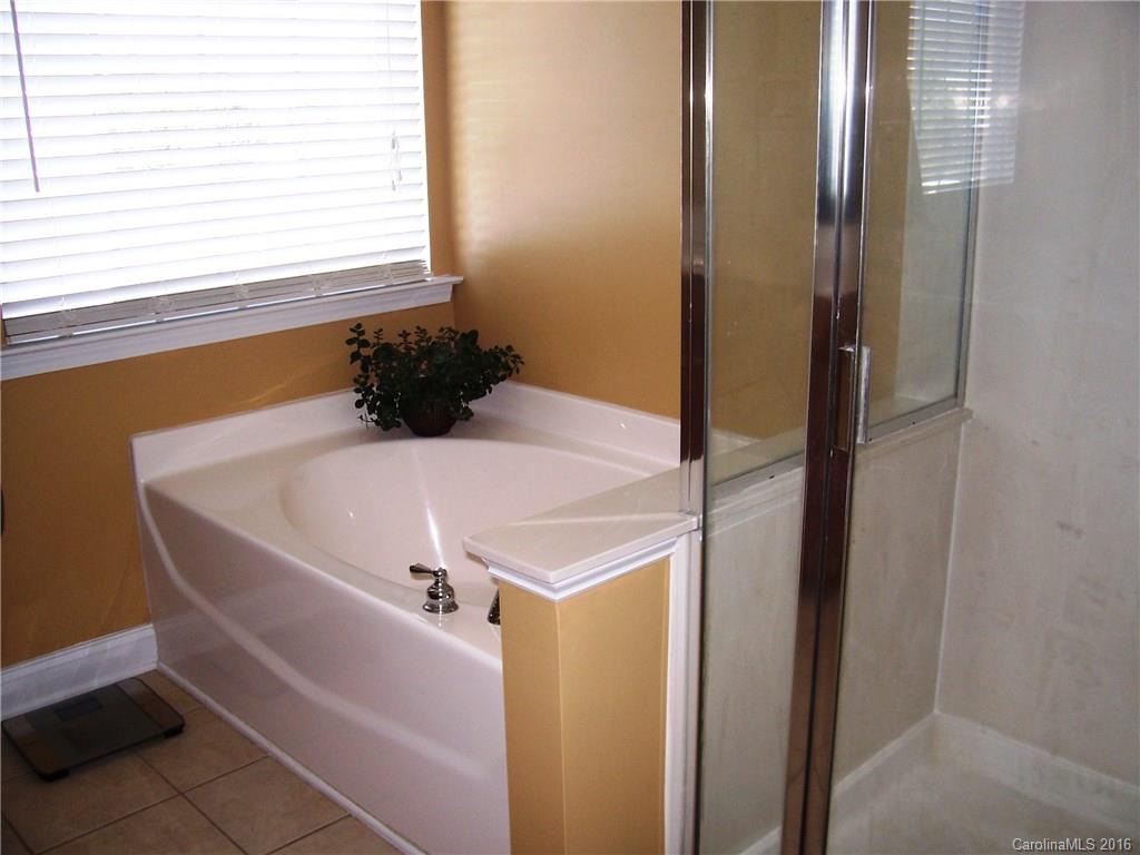 Taylor Glenn - Residential Lease