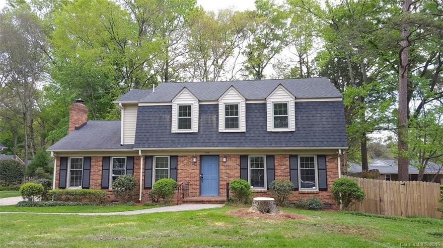 Fully renovated vintage home in a beautiful quiet neighborhood. Five minutes from South Park shopping mall and great restaurants nearby. Over 1/3 of an acre, beautiful lot.