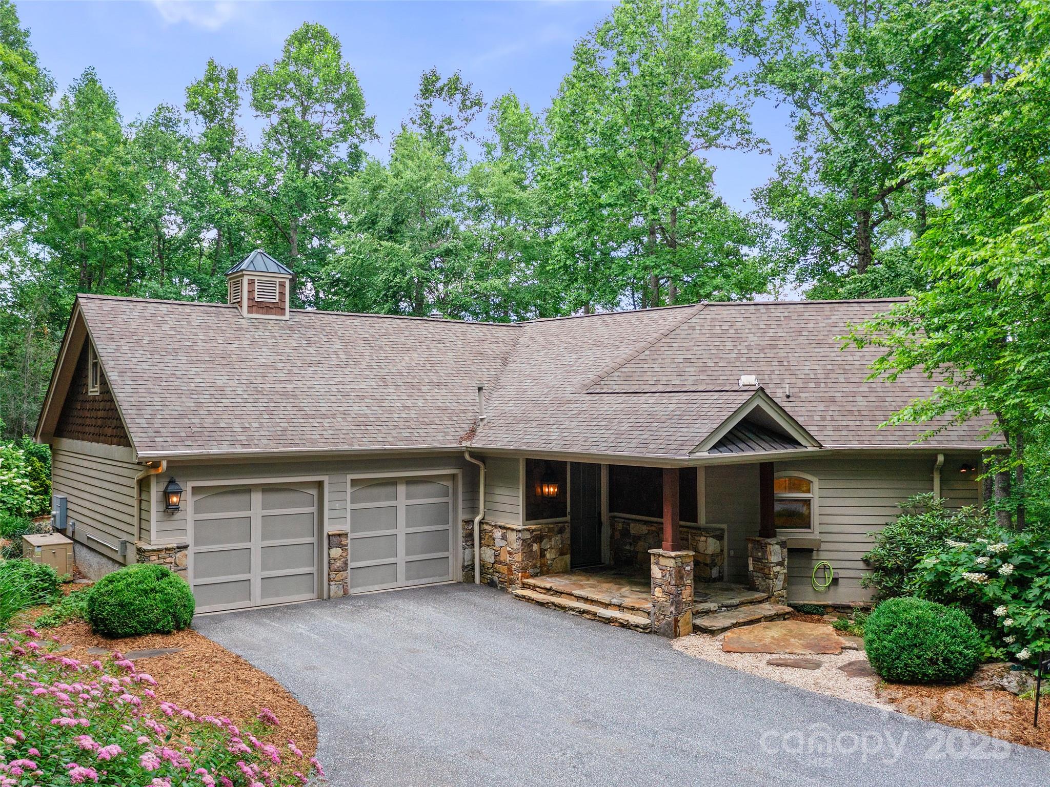 71 Chestnut Hill Road