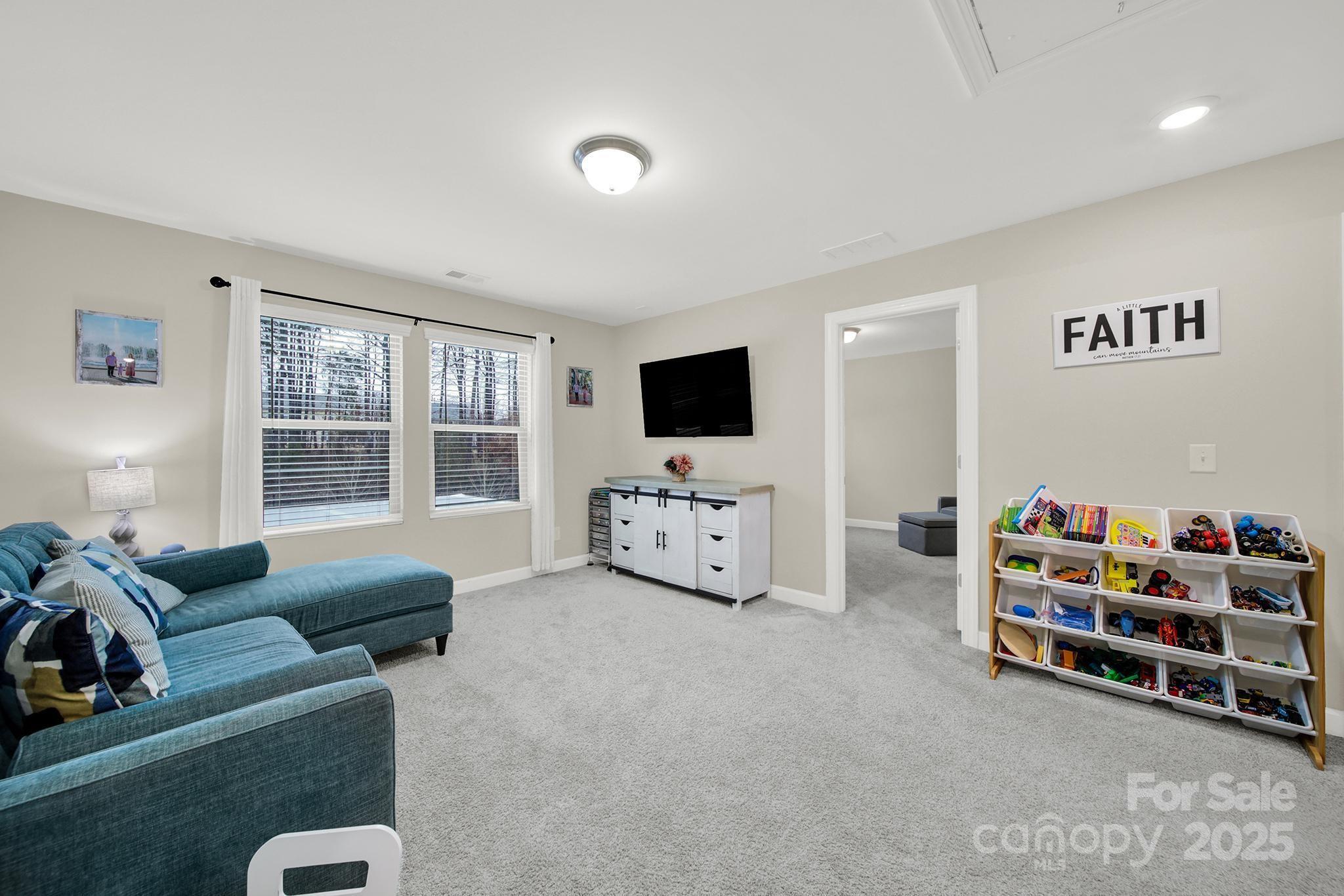 Saxon Place - Residential