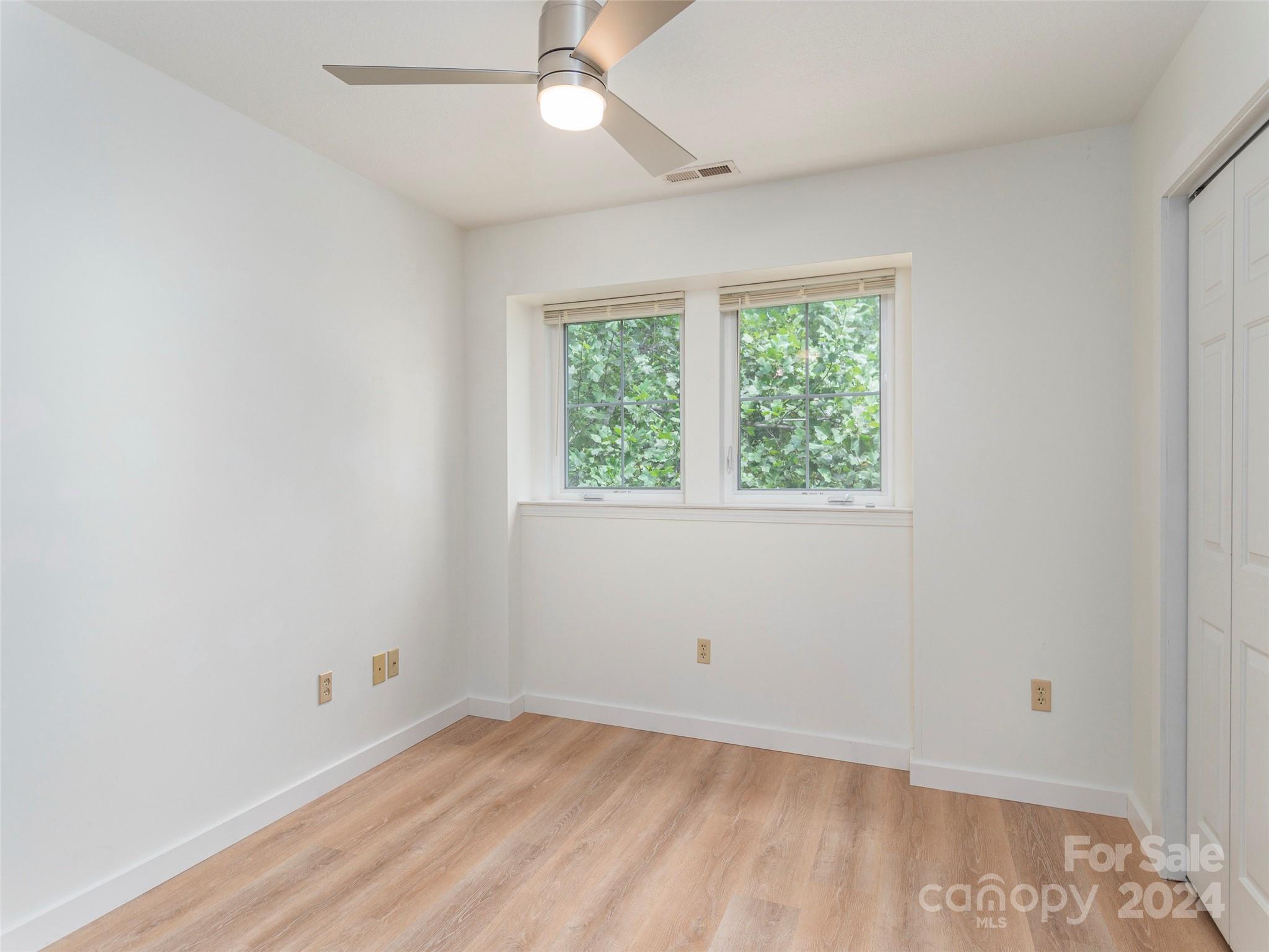 Elk Mountain Townhomes - Residential