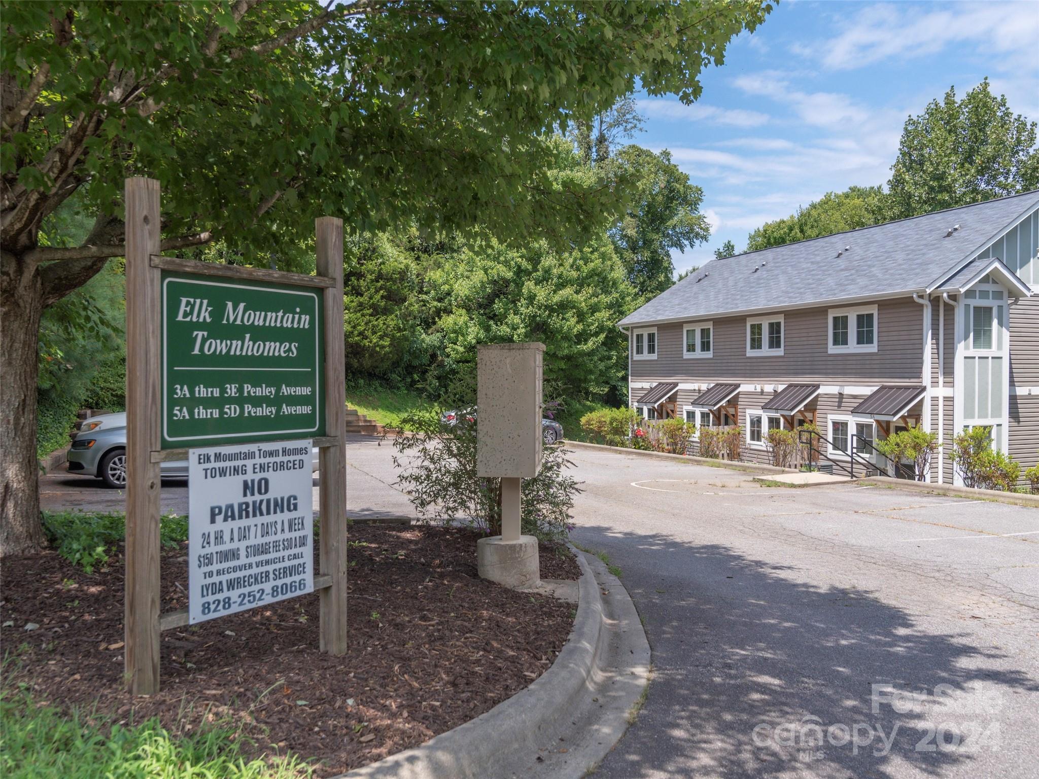 Elk Mountain Townhomes - Residential