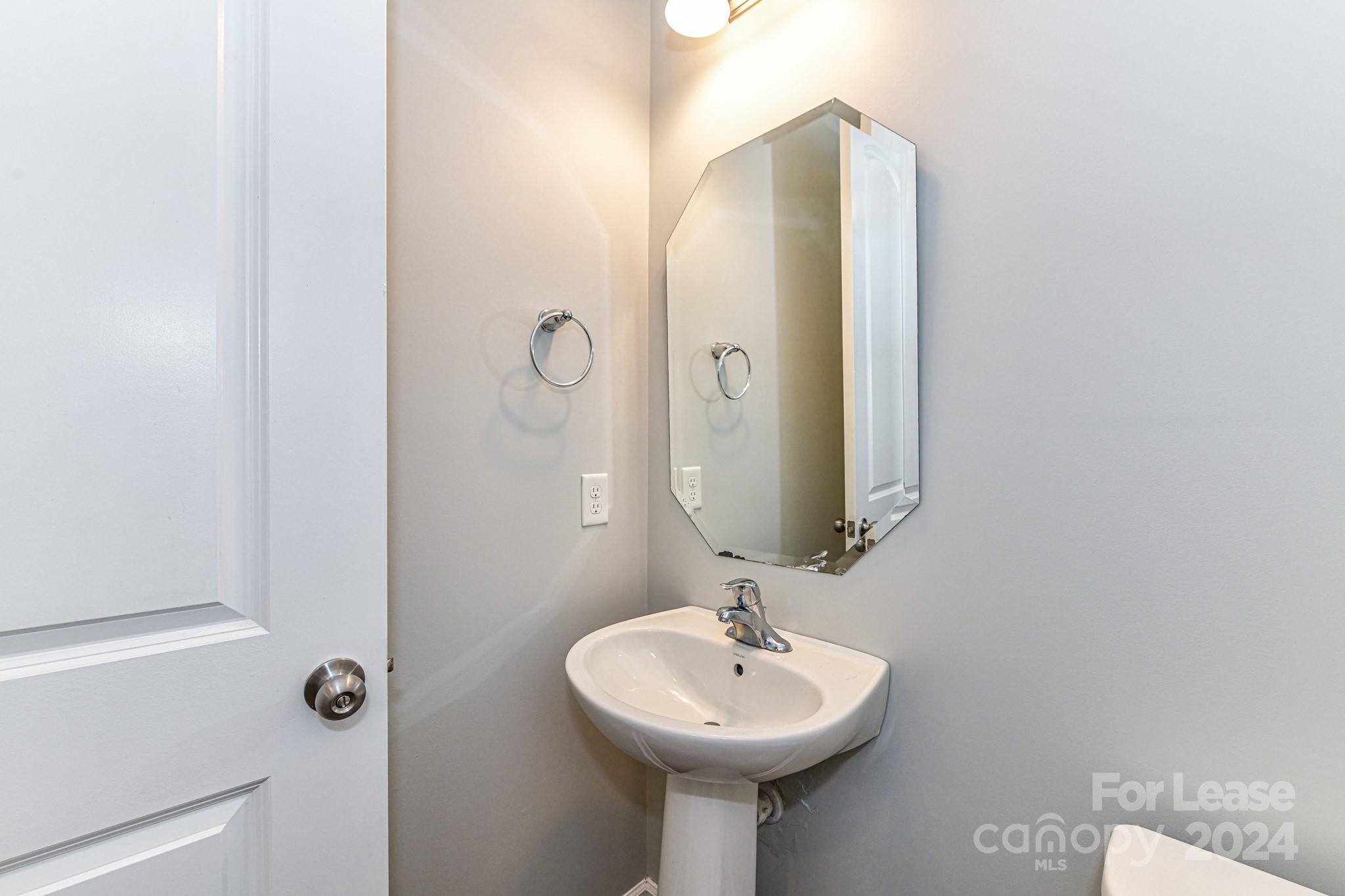 Hubbard Falls - Residential Lease