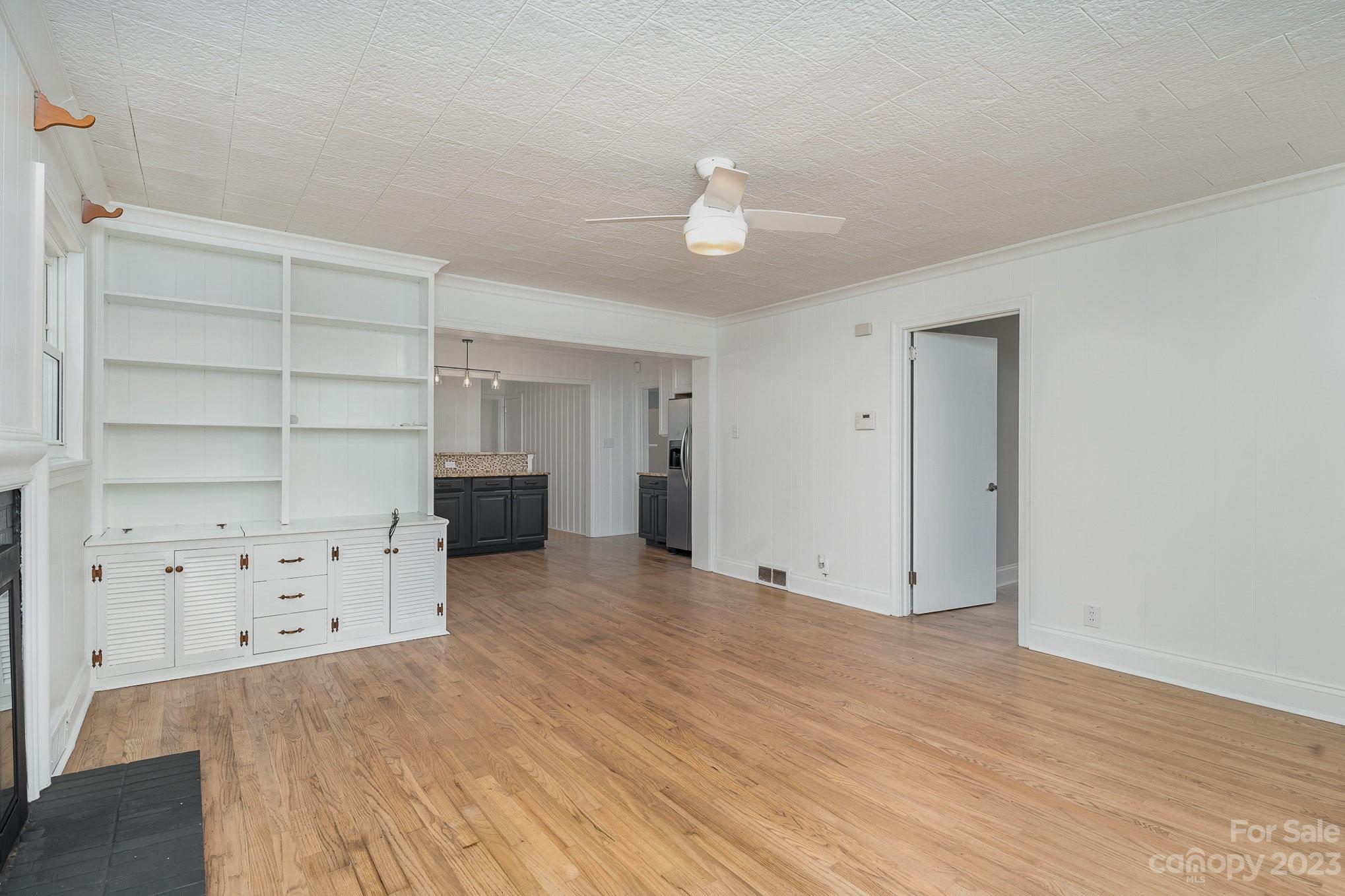 Eaman Park - Residential