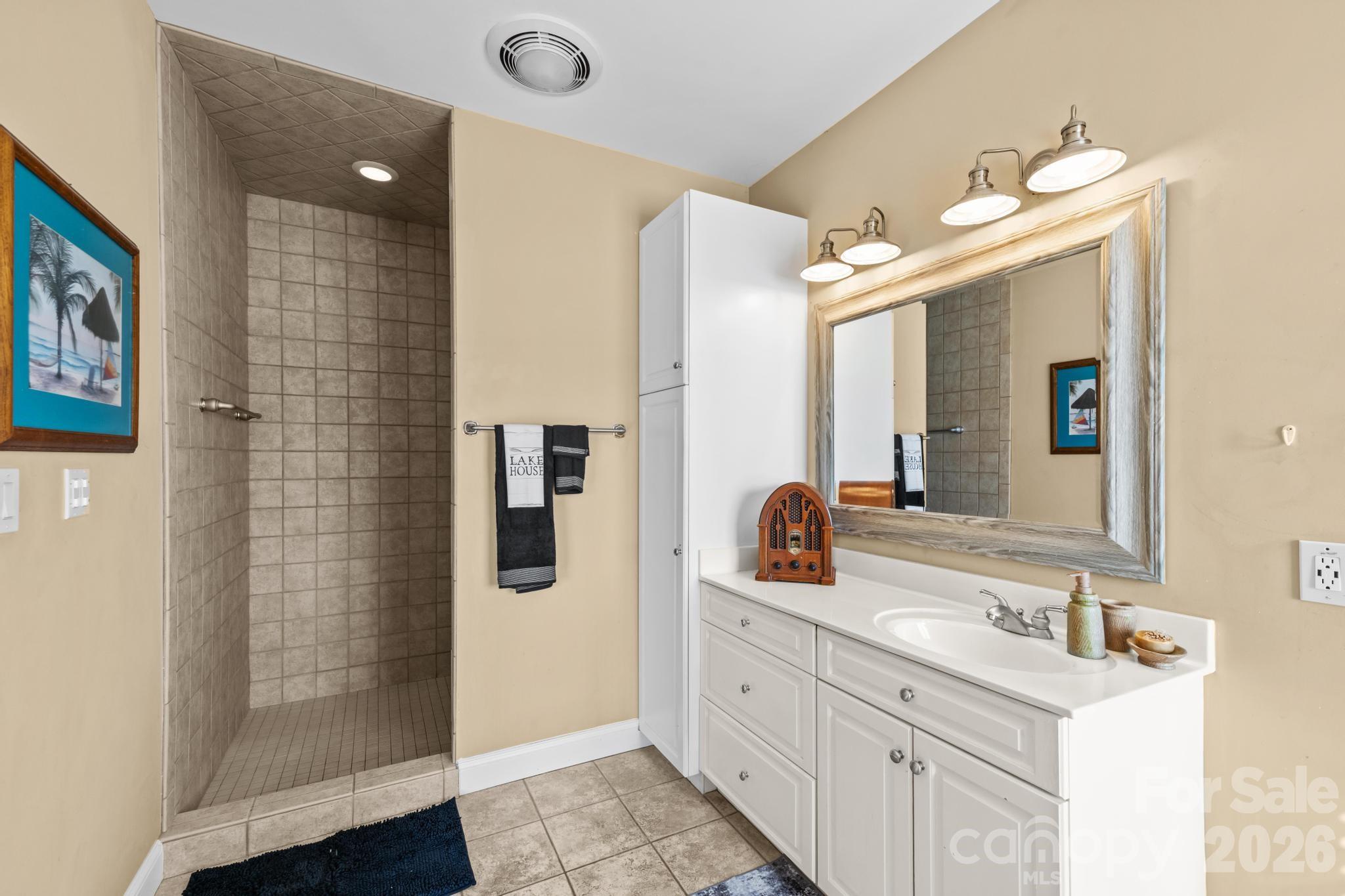 Olivers Landing - Residential