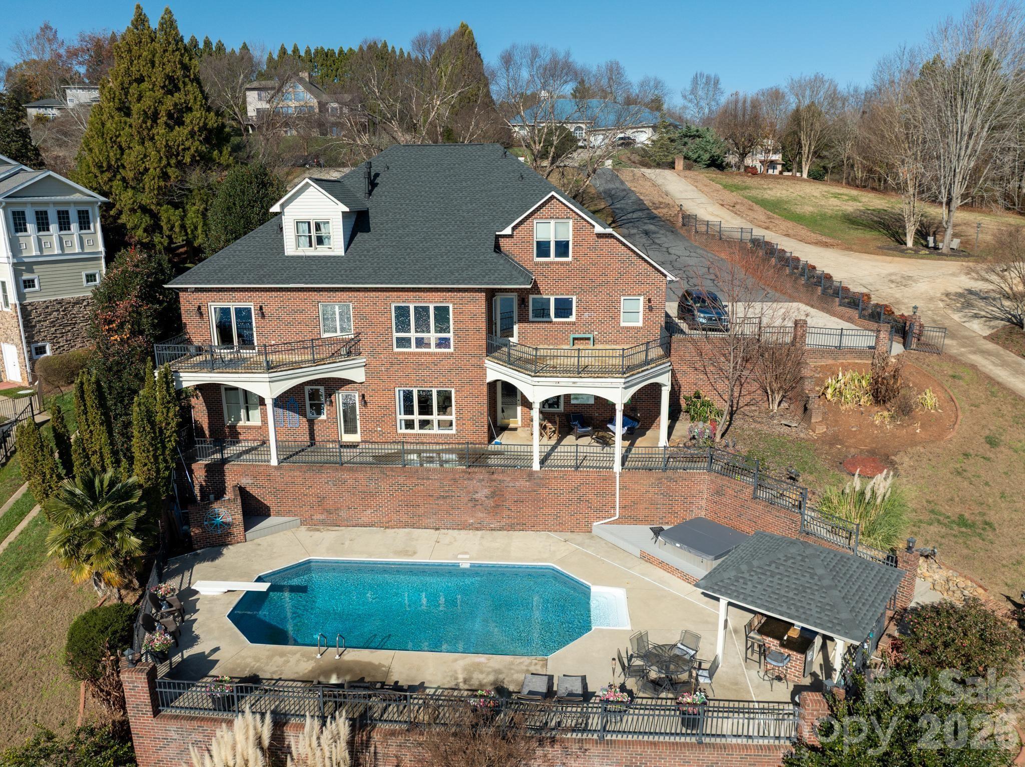 Olivers Landing - Residential