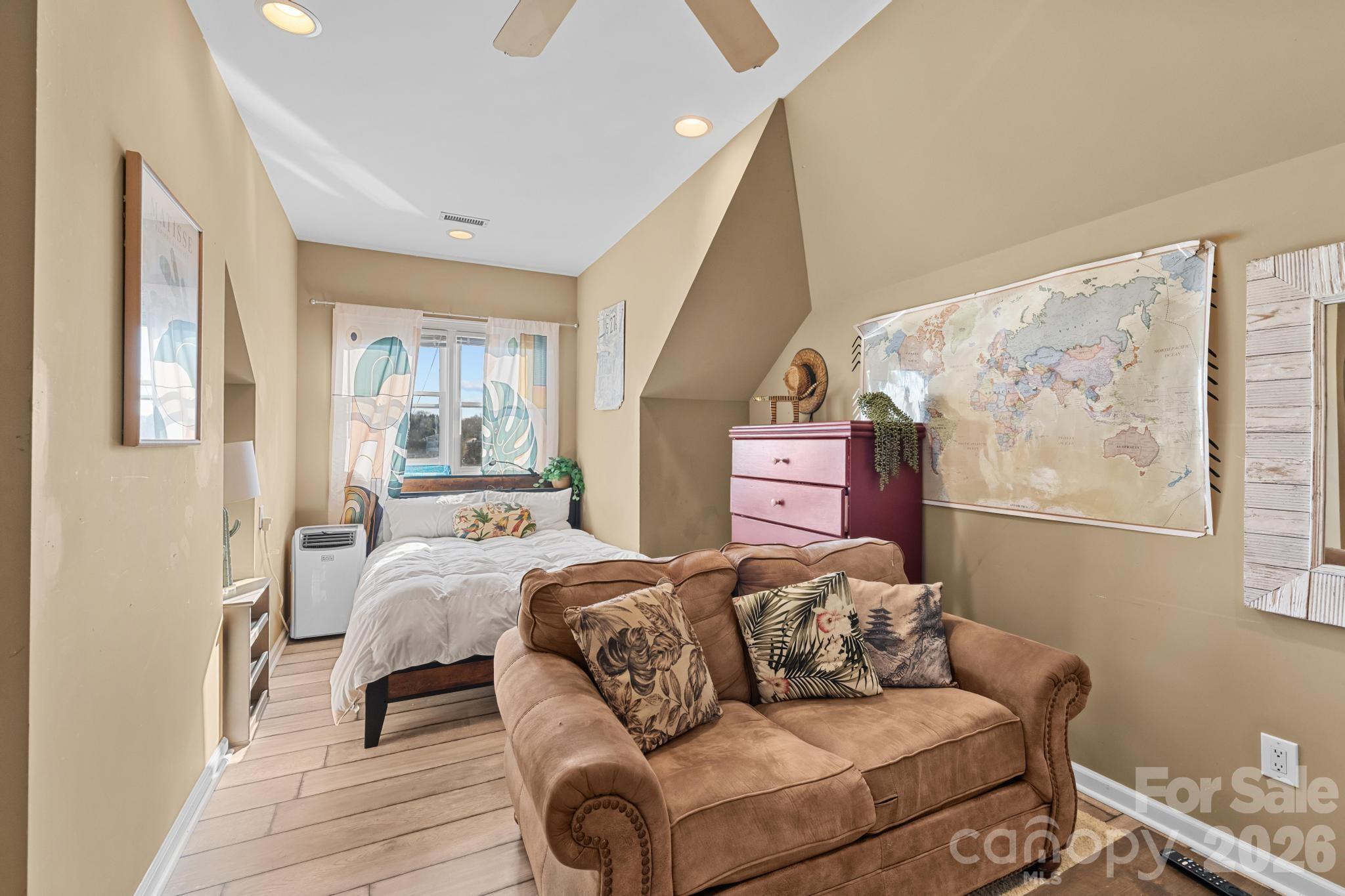 Olivers Landing - Residential