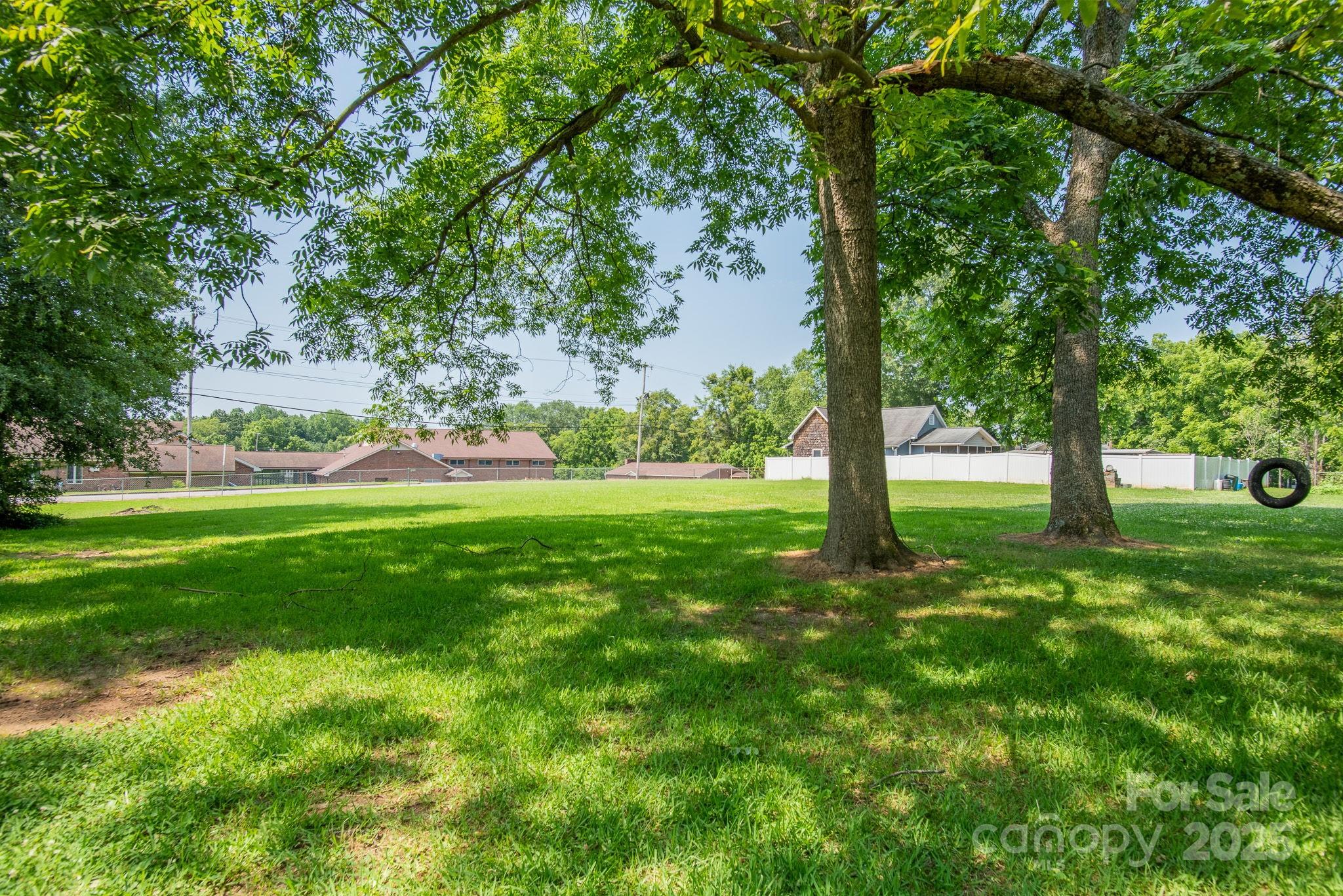 605 N Piedmont Avenue