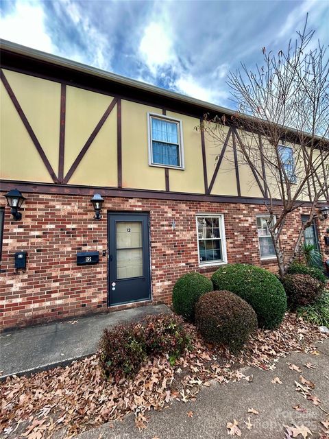 1335 12th Street Drive NW 12 Hickory NC 28601