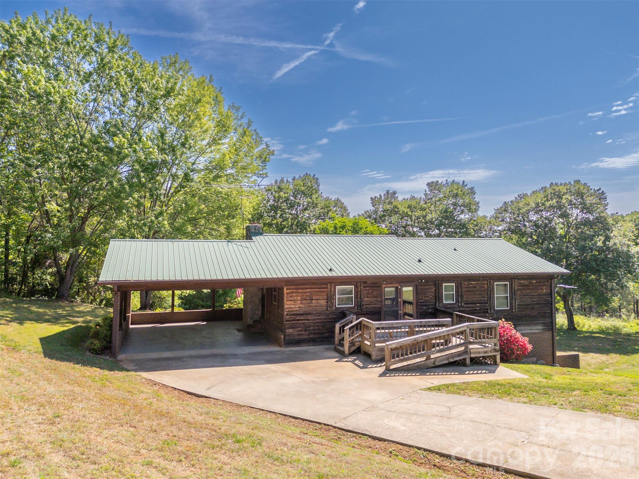 184 Clelo Drive