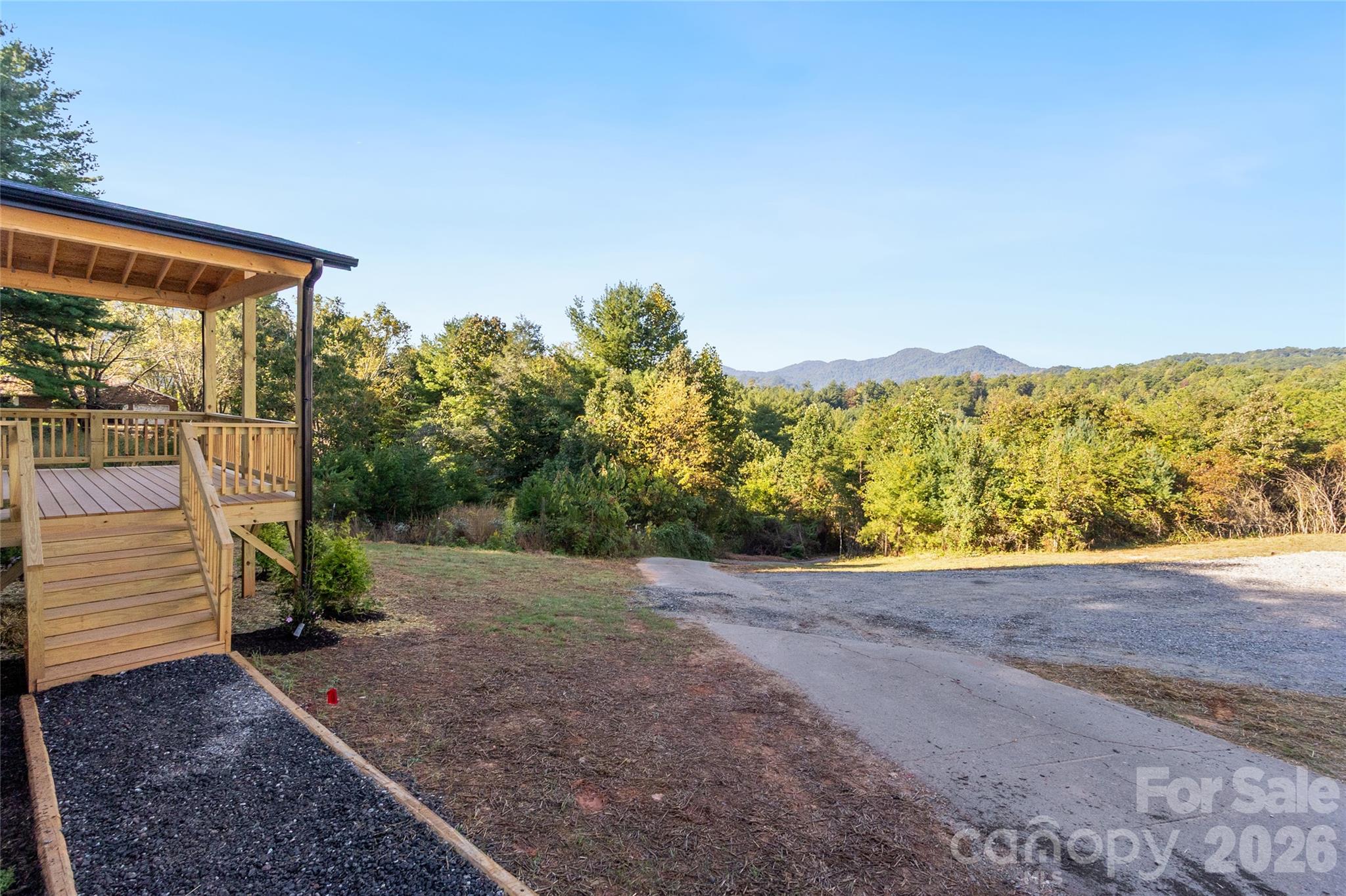 36 Aladdin Drive 3