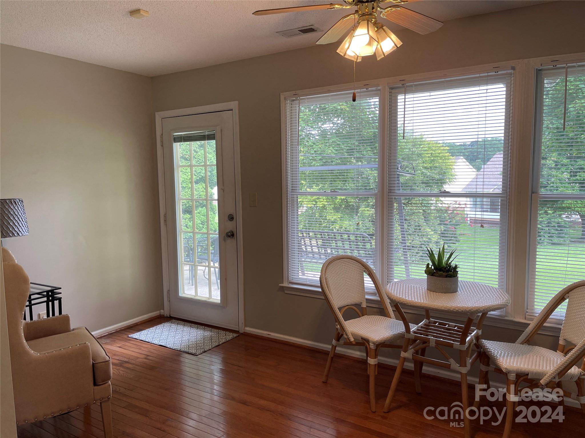 Hidden Creek - Residential Lease
