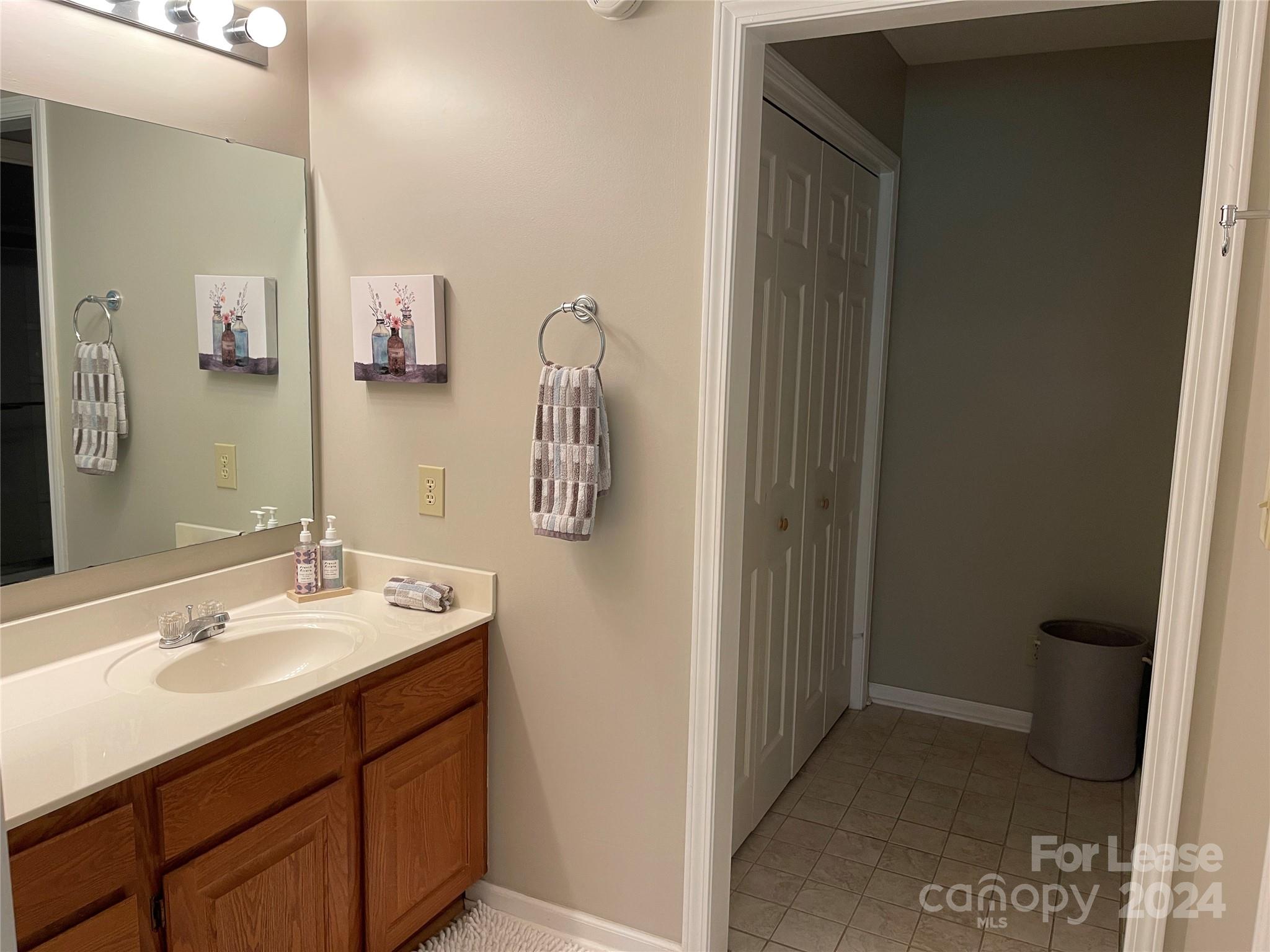 Hidden Creek - Residential Lease