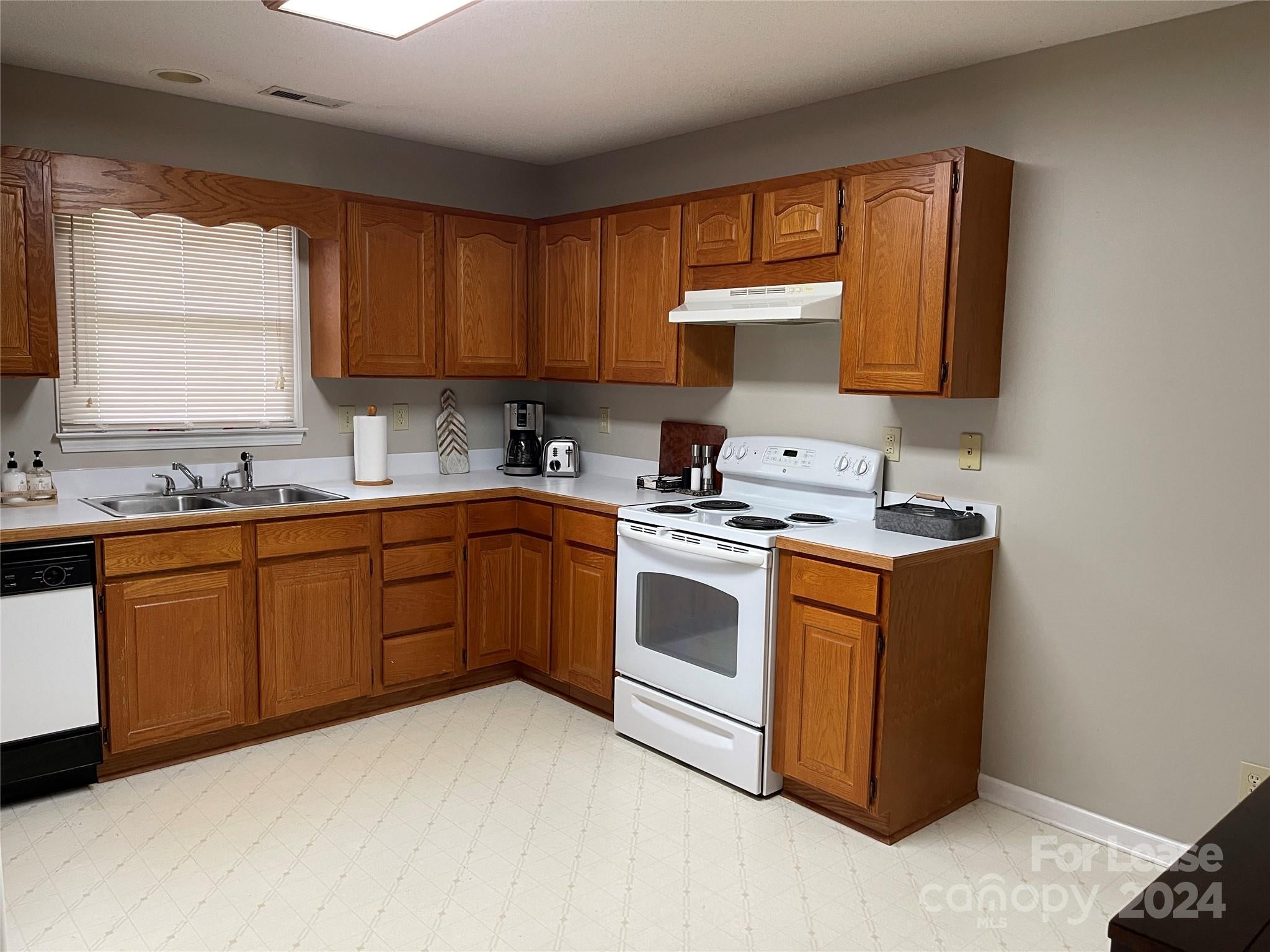 Hidden Creek - Residential Lease