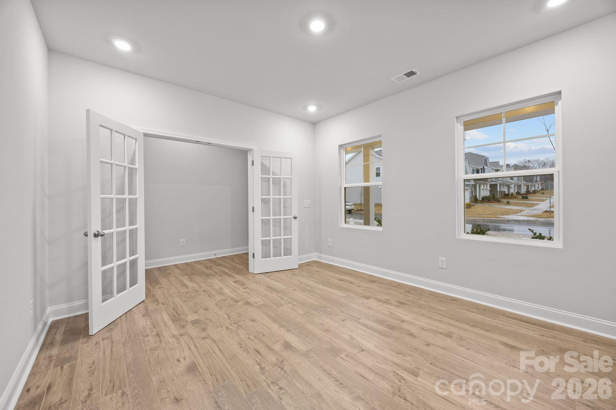 2004 Broken Spur Road