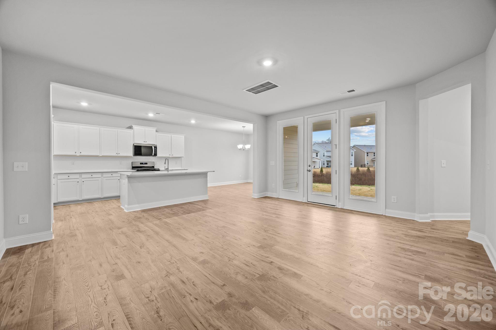 2004 Broken Spur Road