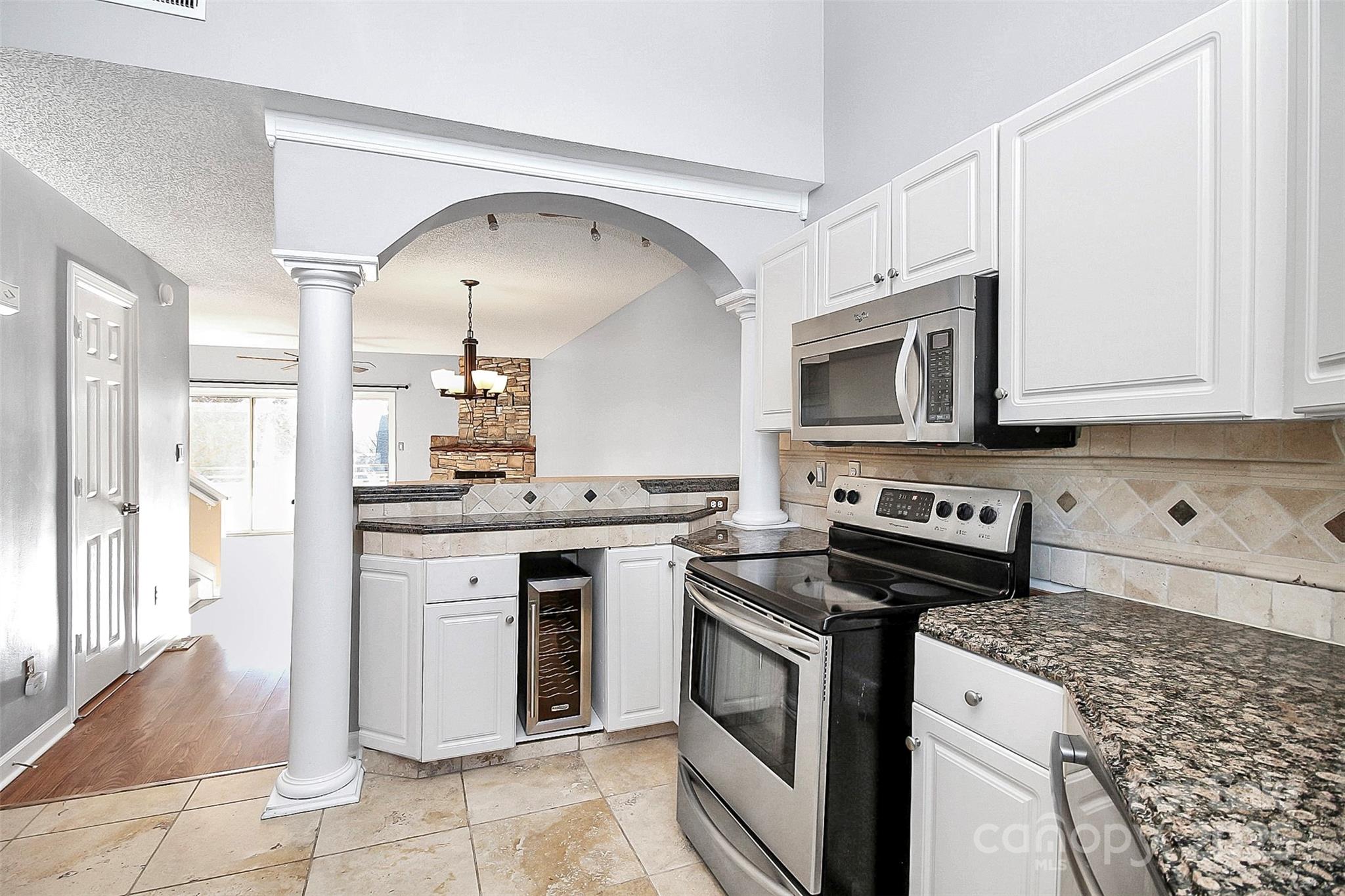 13932 Queens Harbor Road