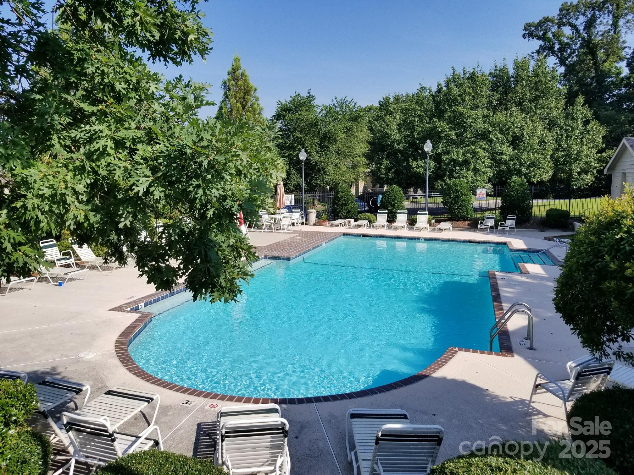 13932 Queens Harbor Road