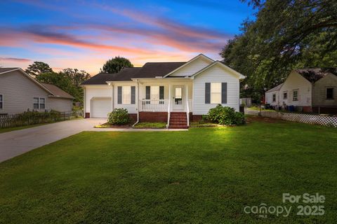 2161 Barnhardt Avenue NW Concord NC 28027