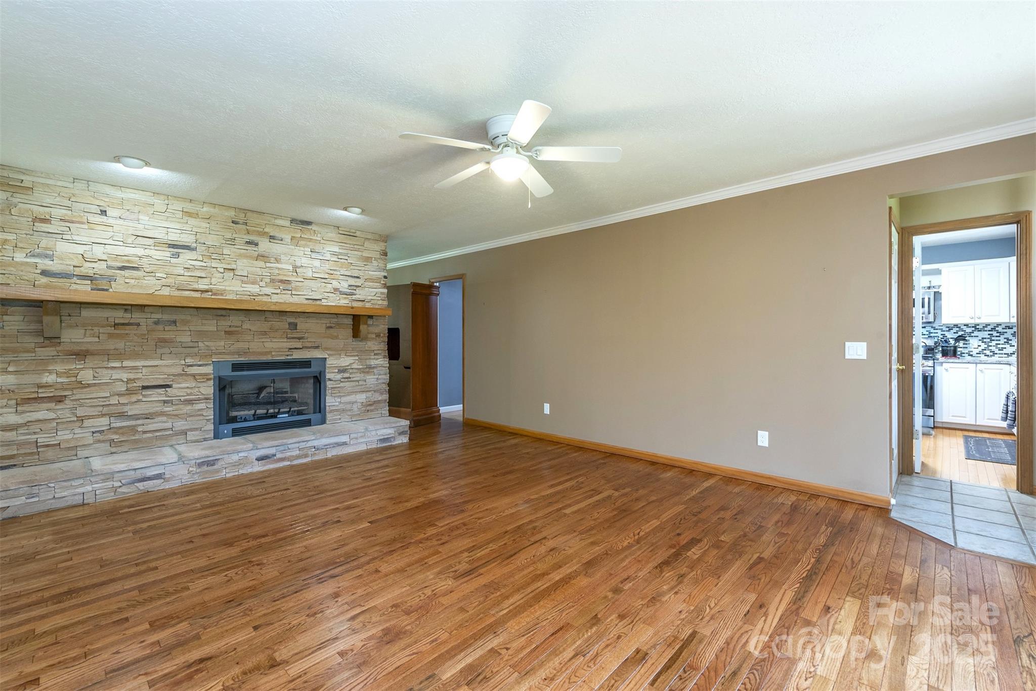 391 Knollwood Drive