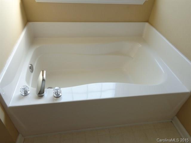 Highland Creek - Residential Lease