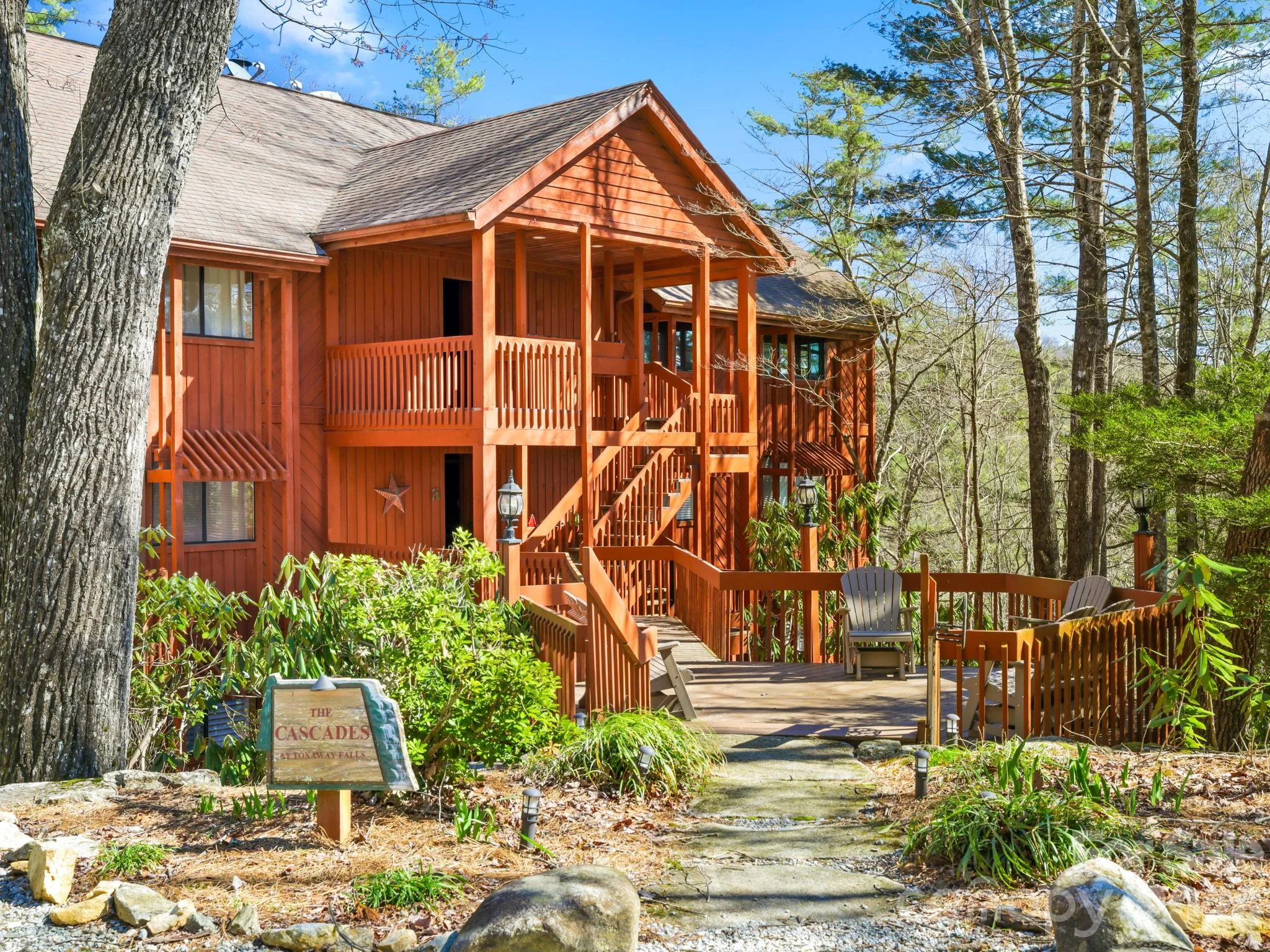 221 Toxaway Falls Drive Unit 1, Lake Toxaway, NC, 28747