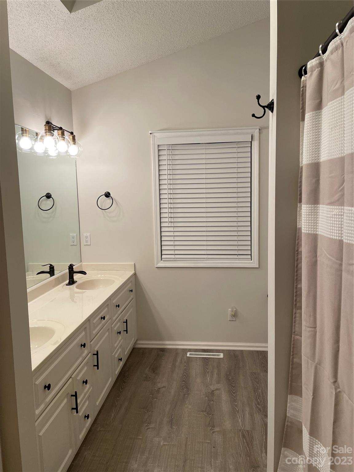 Shumont Estates - Residential