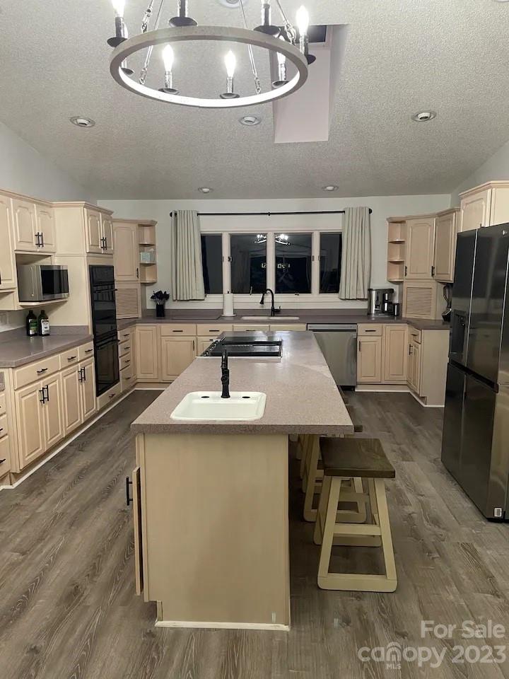 Shumont Estates - Residential