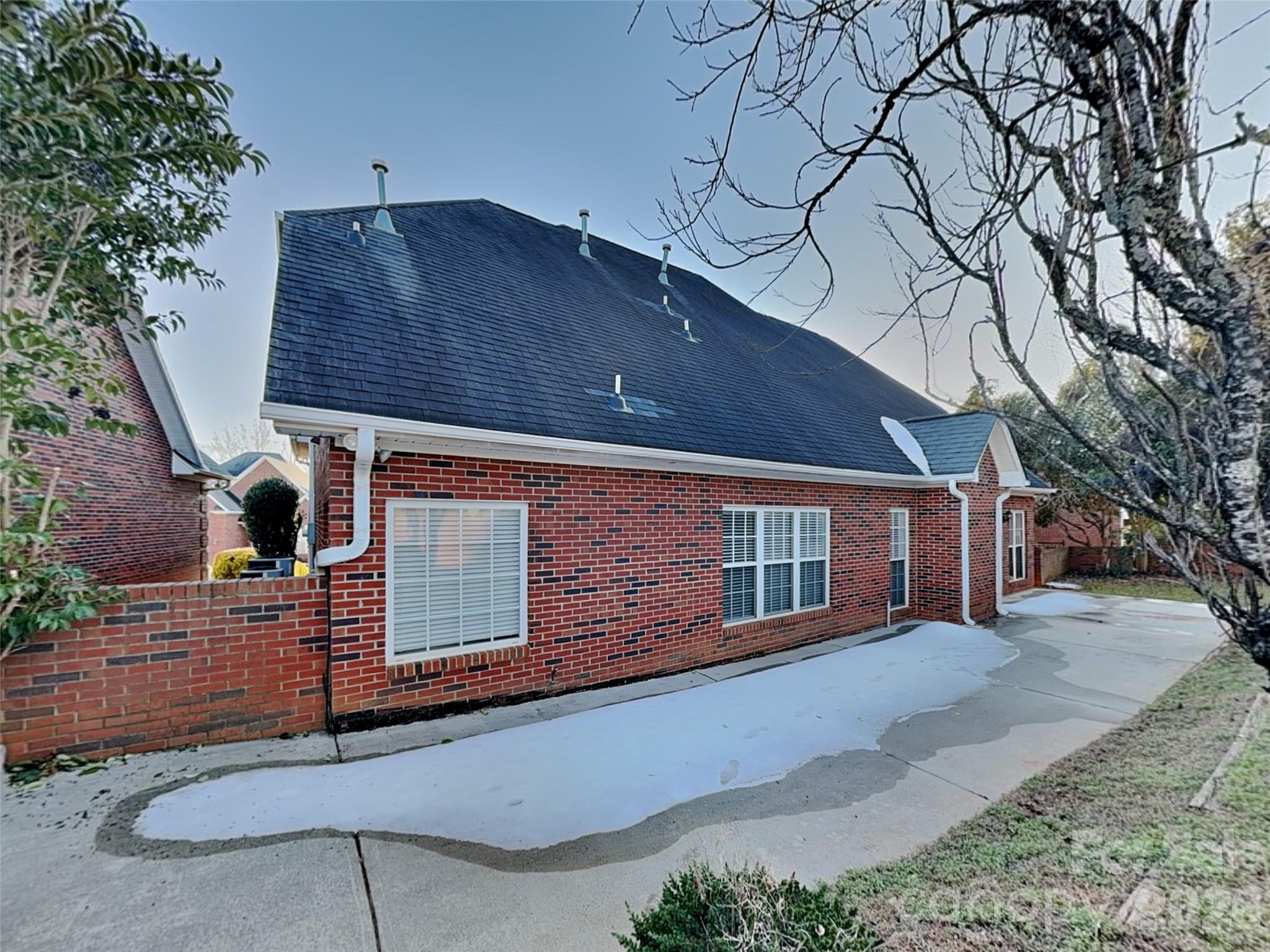 Cypress Pointe - Residential