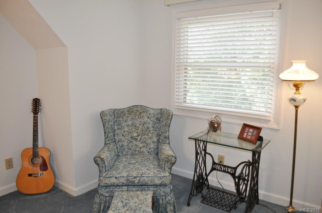 Carsons Pond - Residential