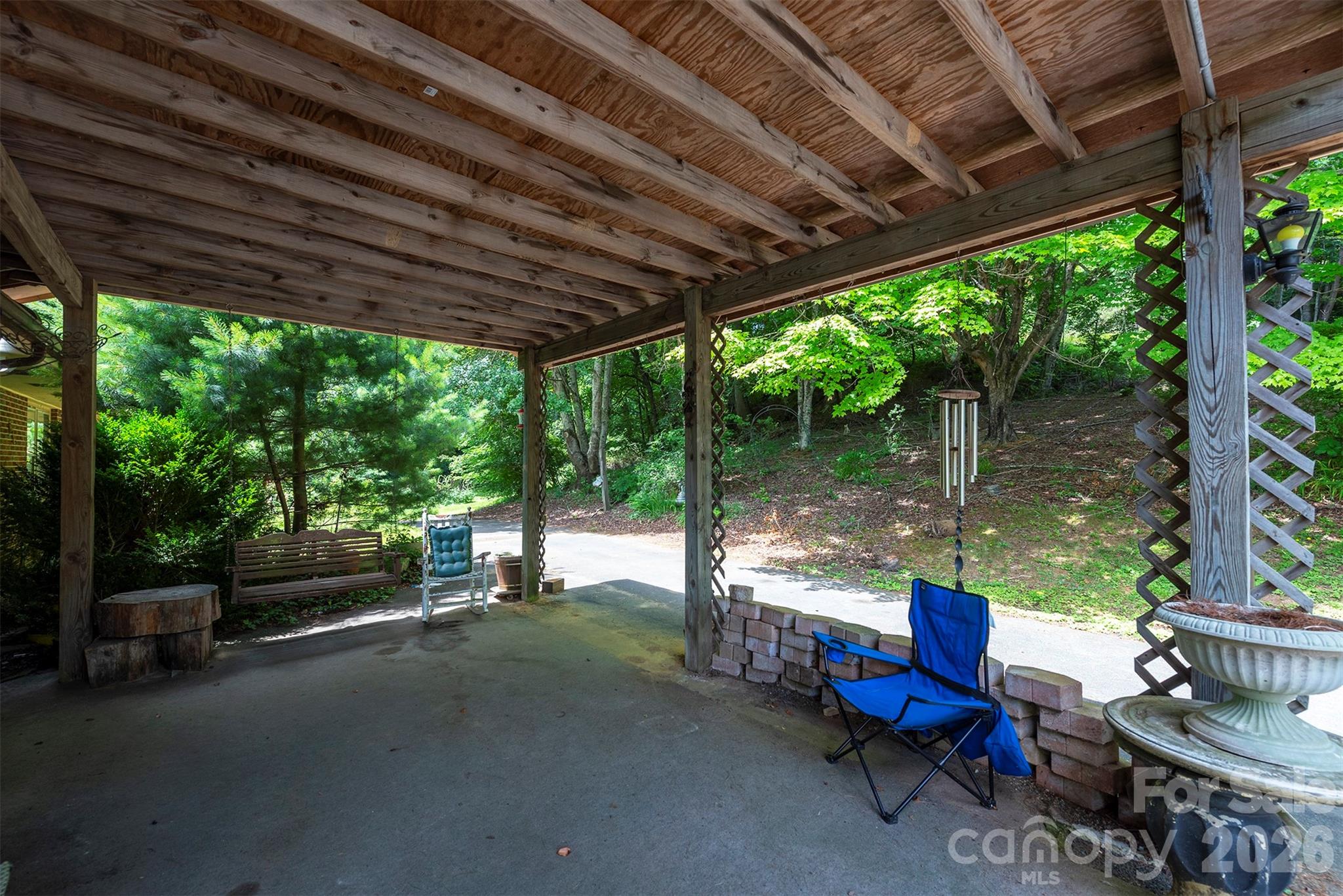 637 Fisher Lane