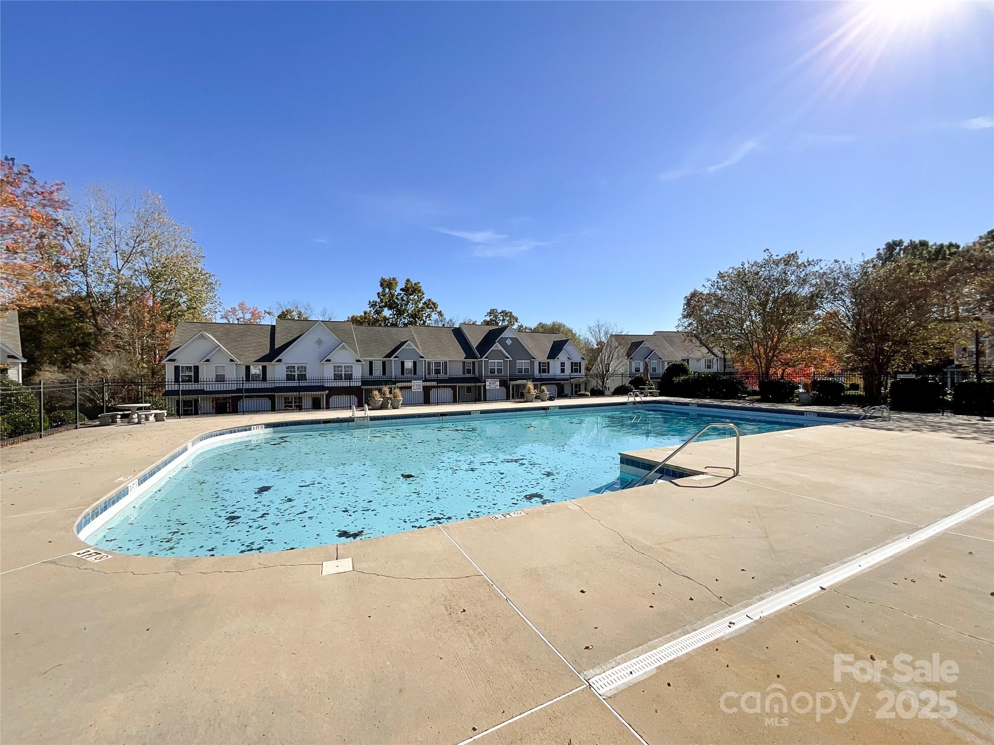 Lexington Commons - Residential