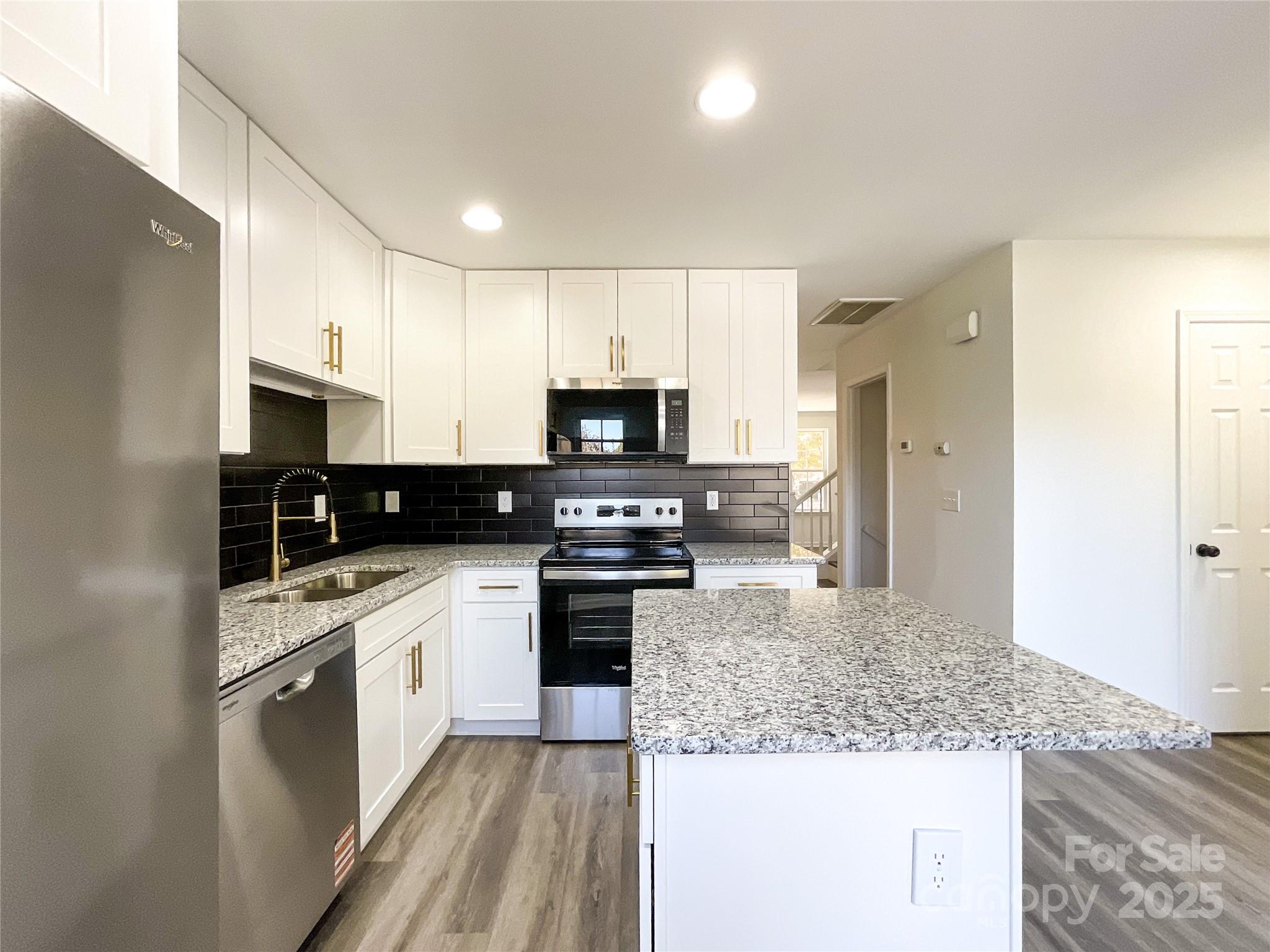 Lexington Commons - Residential