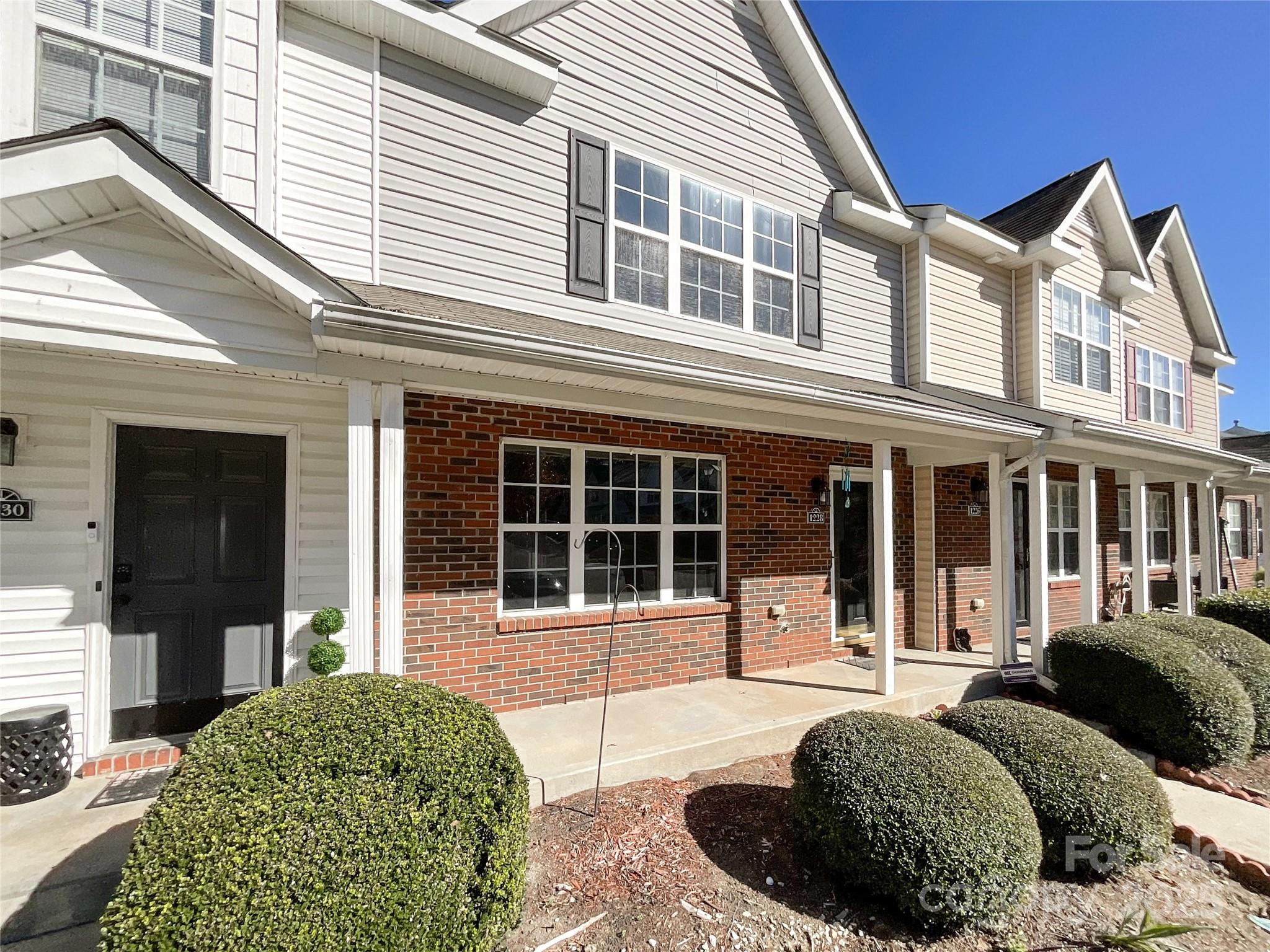 1228 Iron Gate Court