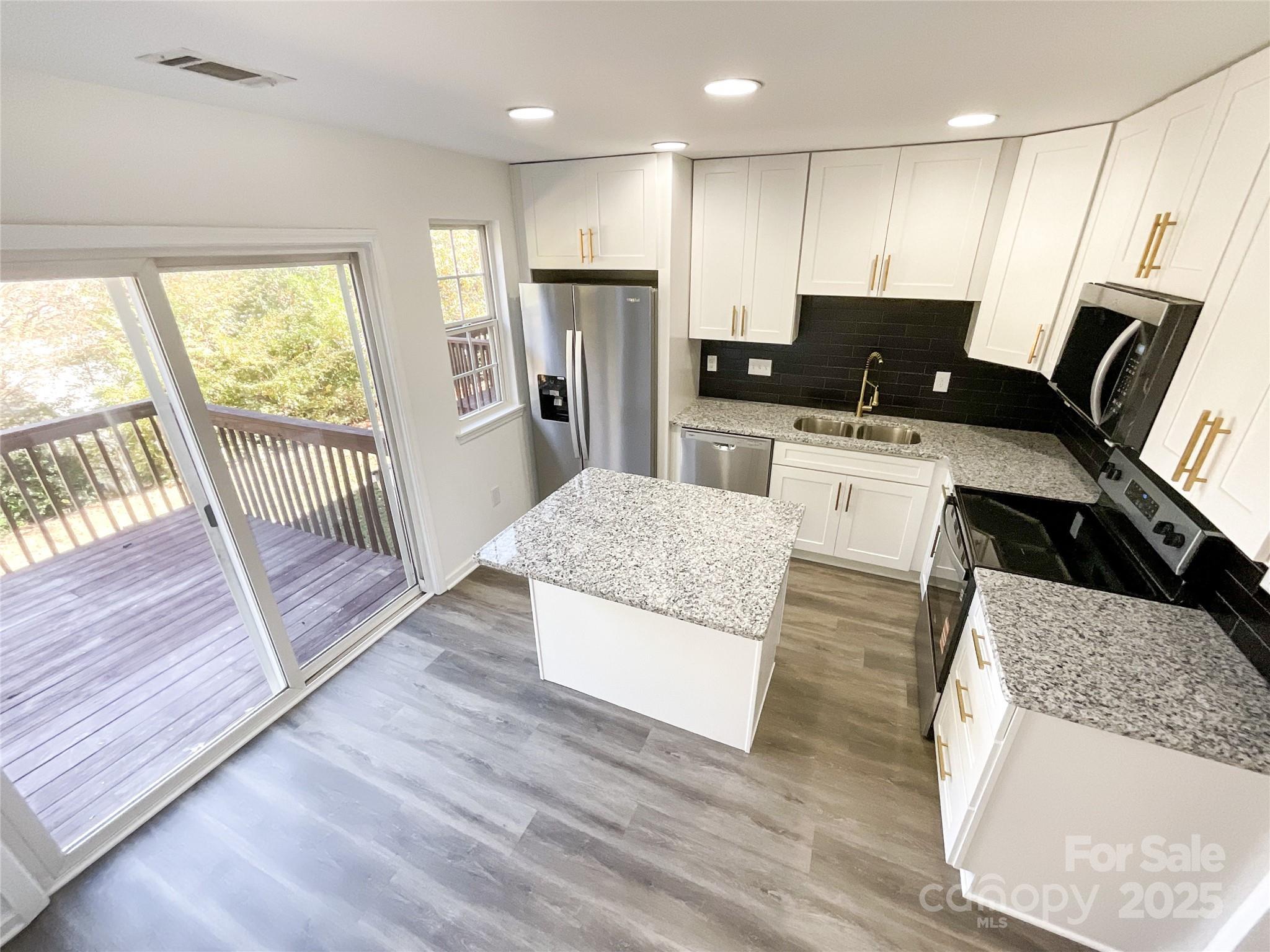 Lexington Commons - Residential