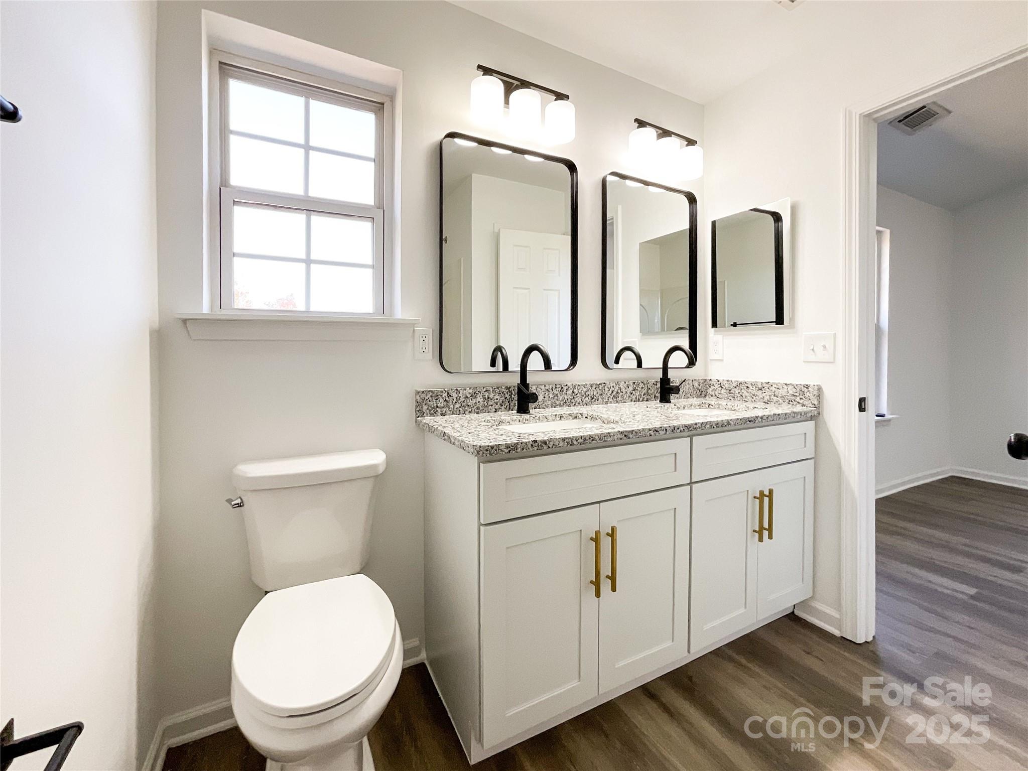 Lexington Commons - Residential