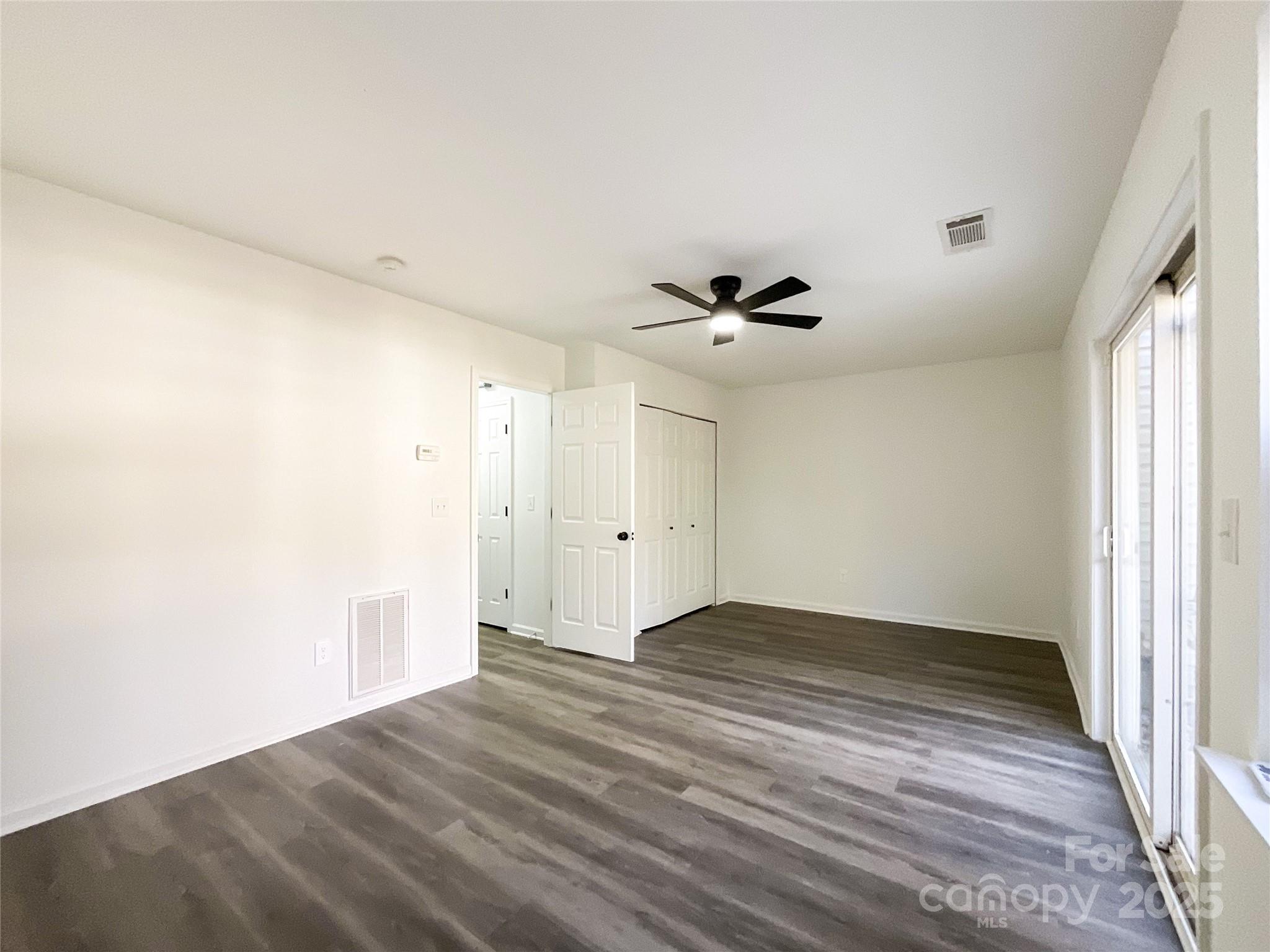 Lexington Commons - Residential