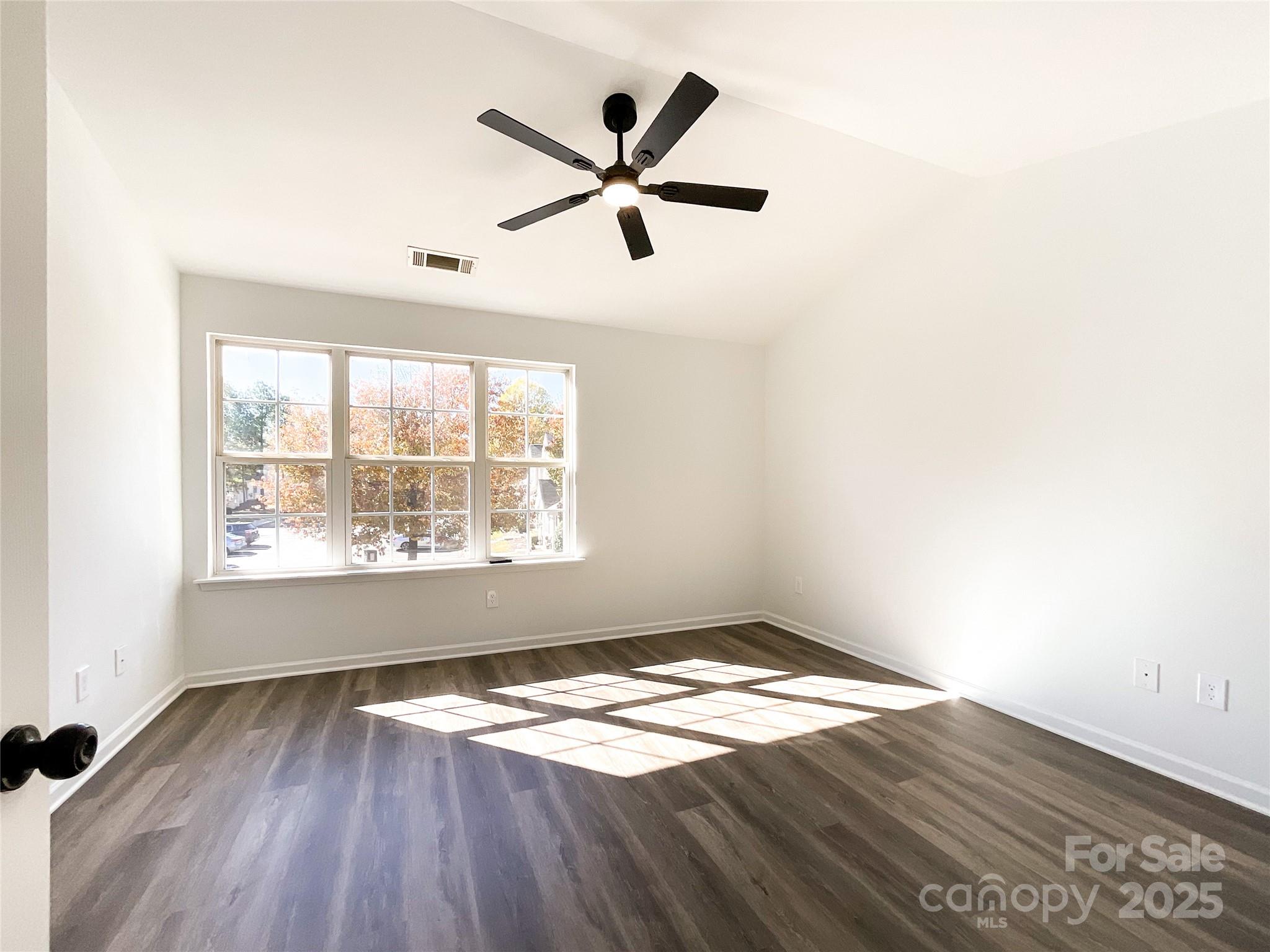 Lexington Commons - Residential