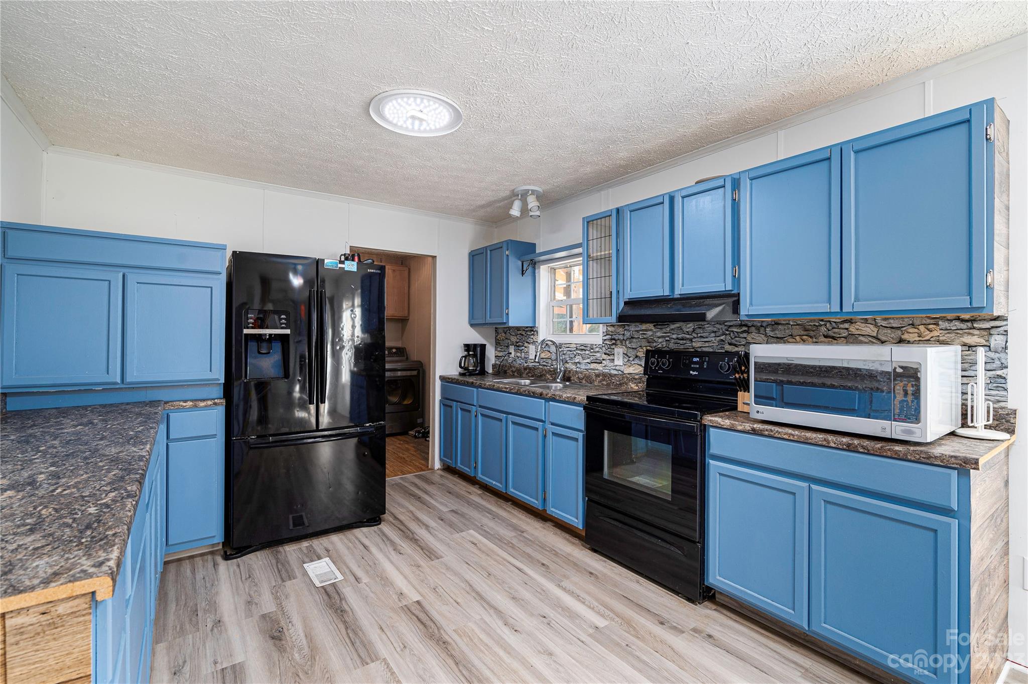 Carpenter Square - Residential