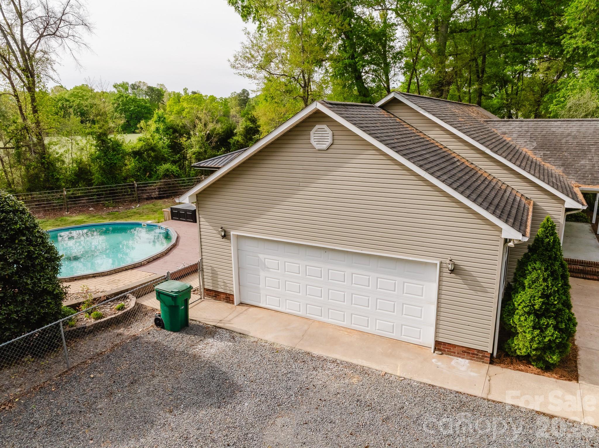 Hampton Place - Residential